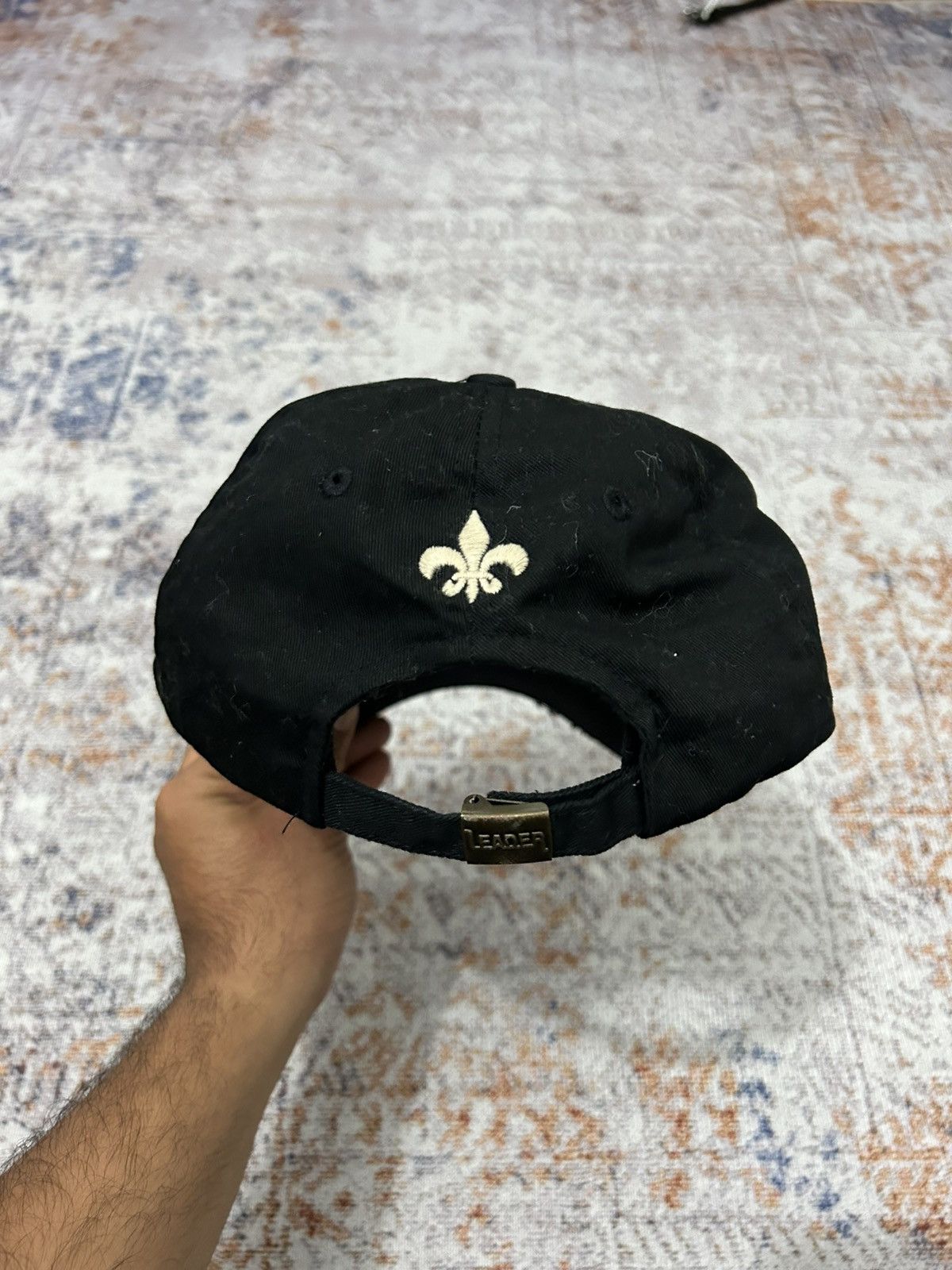 If Six Was Nine Leader Rippert Cross Swarovski Caps Size ONE SIZE - 6 Thumbnail