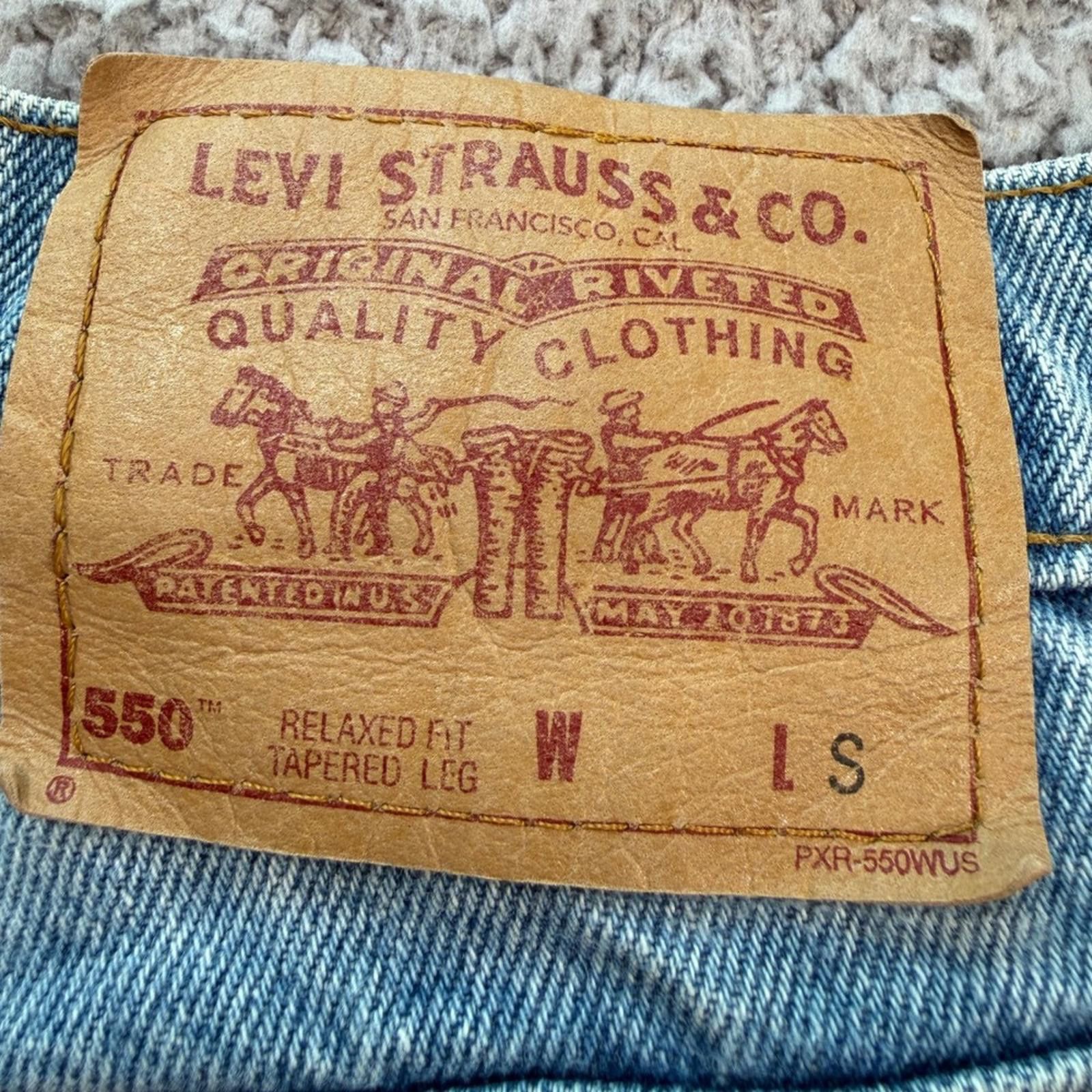 Levi's Vintage Levis 550 Made in Canada Jeans 28x29 Relaxed Light Size US 28 / EU 44 - 5 Thumbnail