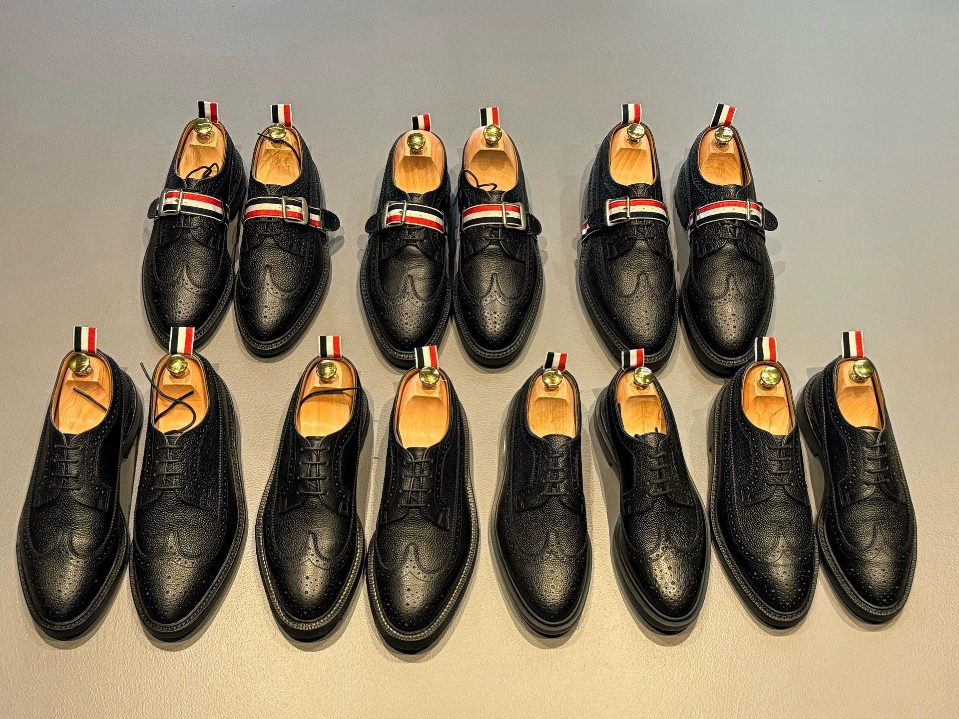 Thom Browne Thom Browne Black Classic Brogue Wooden Sole Size 9 Size US 9 / EU 42 - 4 Thumbnail