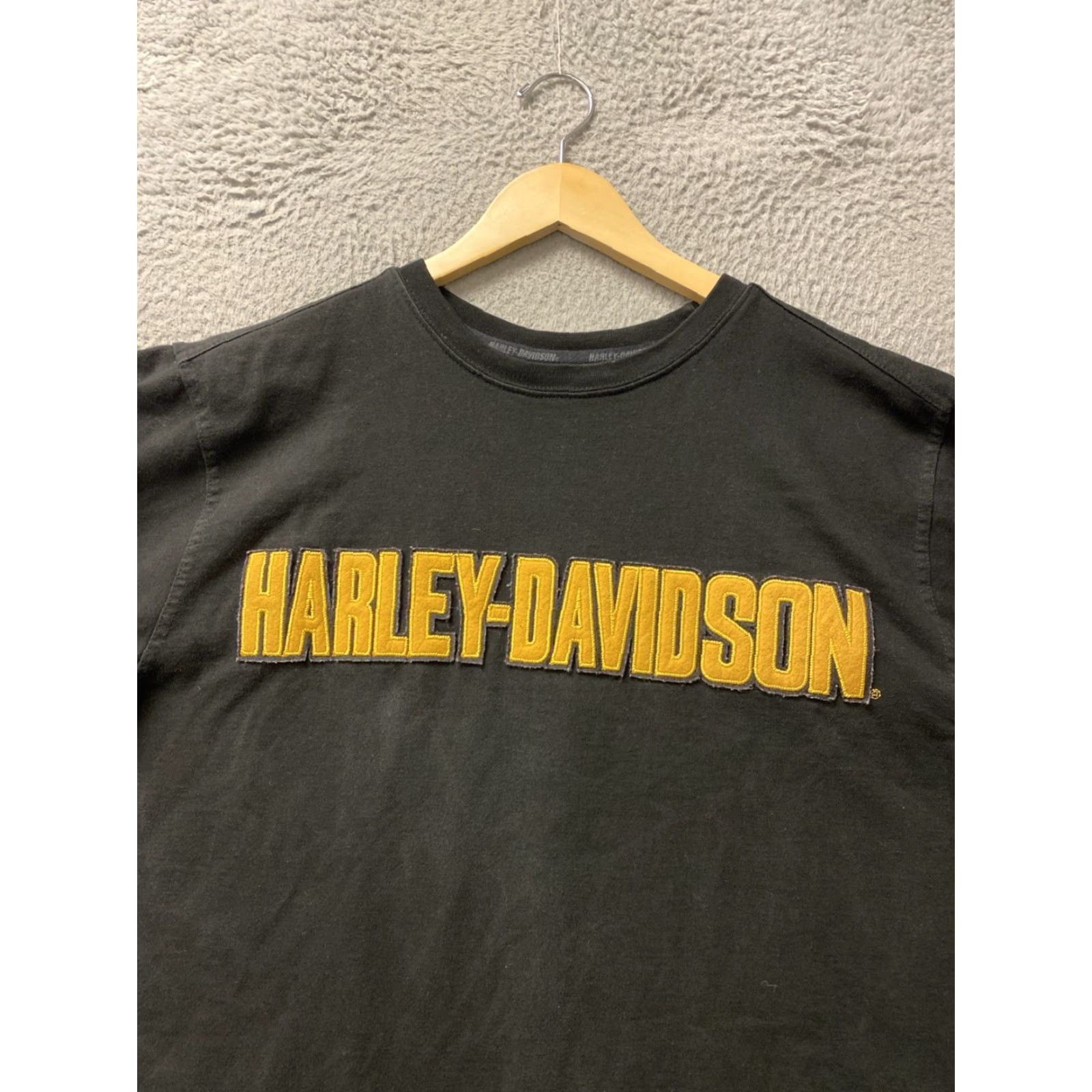 Harley Davidson HARLEY DAVIDSON BAND ARMS PULLOVER MENS L COTTON SWEATER SIZE LARGE SLIM BLACK LOGO VINTAGE 80s BIKER PULLOVER COLLARLESS COLLAR BAND ARMS Mens Size US XL / EU 56 / 4 - 2 Thumbnail