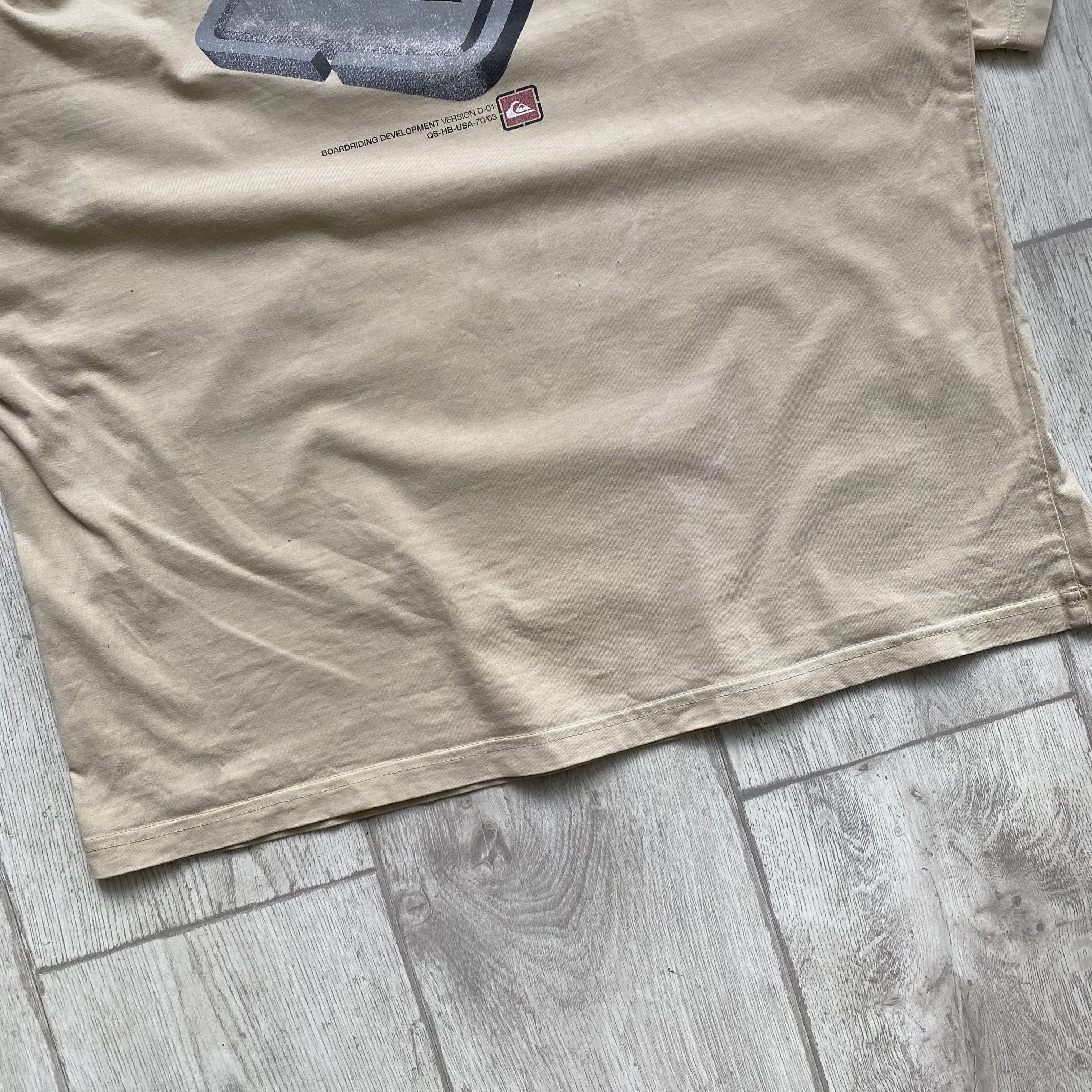 Quiksilver 🏄🏻‍♂️ Vintage 90s QUIKSILVER Logo Trashed tee Y2K Size US M / EU 48-50 / 2 - 10 Thumbnail