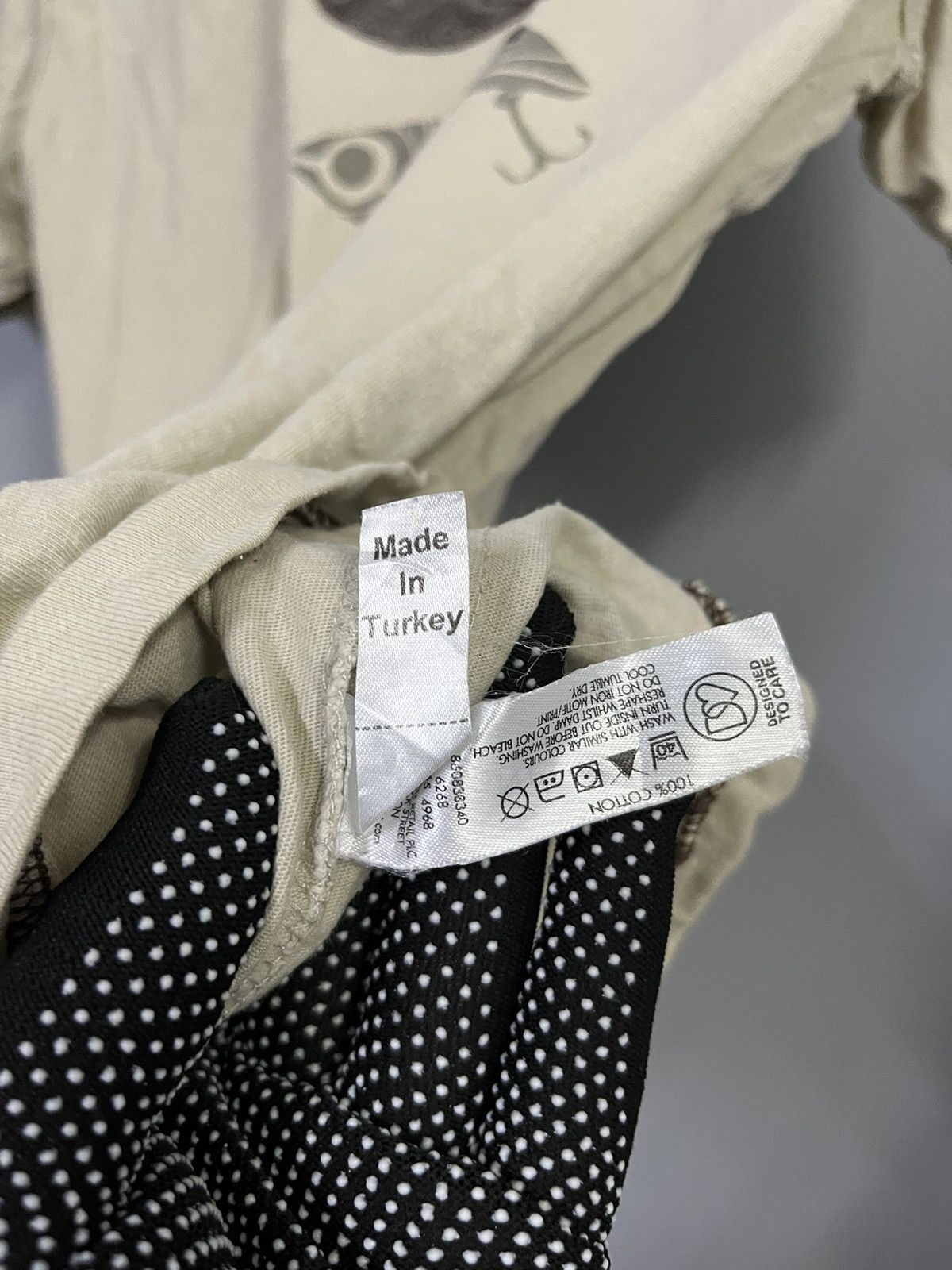 Japanese Brand FISHING TEE Size US L / EU 52-54 / 3 - 5 Thumbnail