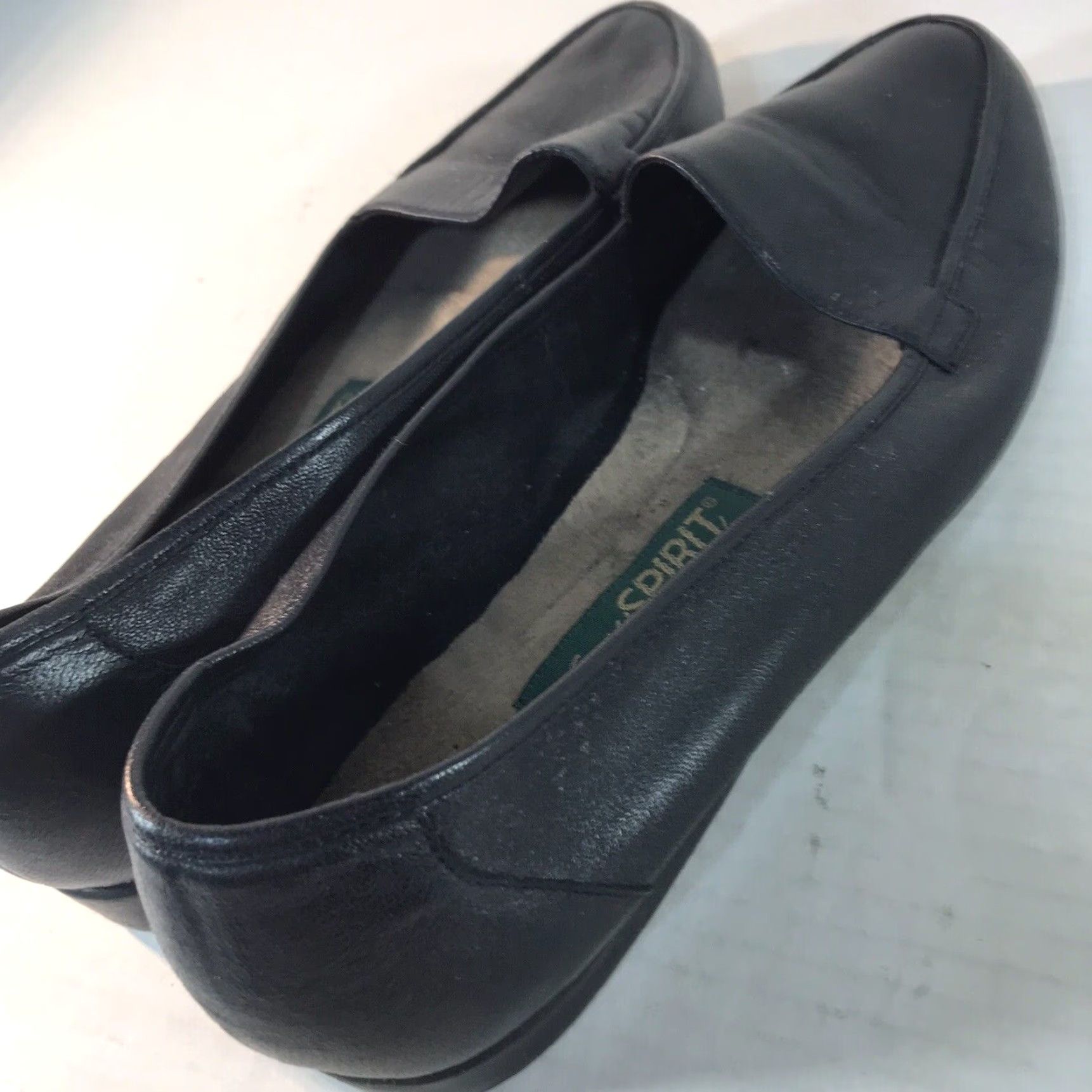 Vintage Easy Spirit Flats Women Size 7.5 Black Leather Slip-On Casual Comfort Shoes Size US 7.5 / IT 37.5 - 3 Thumbnail