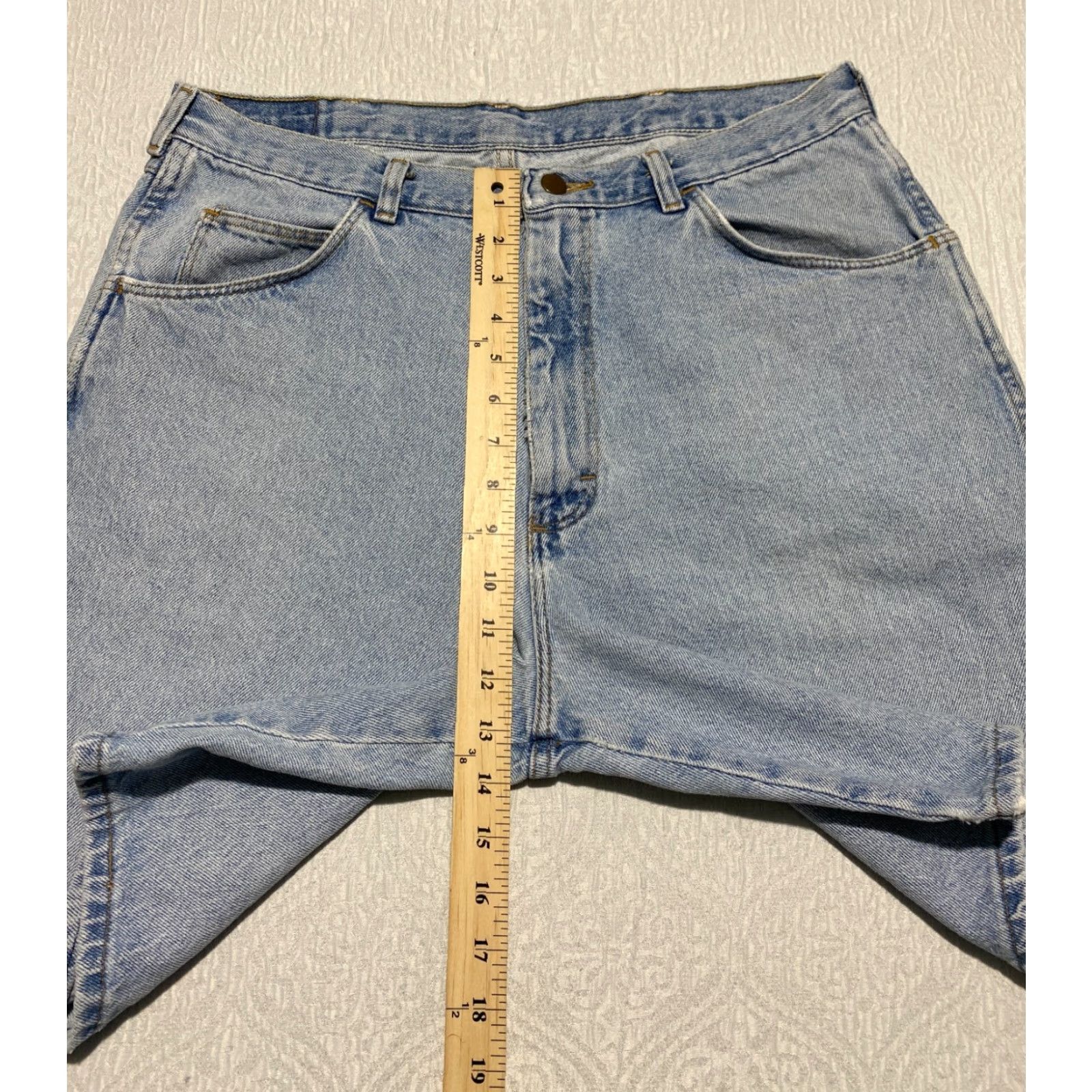 Wrangler VINTAGE Wrangler Jeans Shorts Men 36 Blue Light Wash Jorts Bermuda 5-Pocket Distressed Pockets 90s Style Casual Mens Size US 36 / EU 52 - 7 Thumbnail