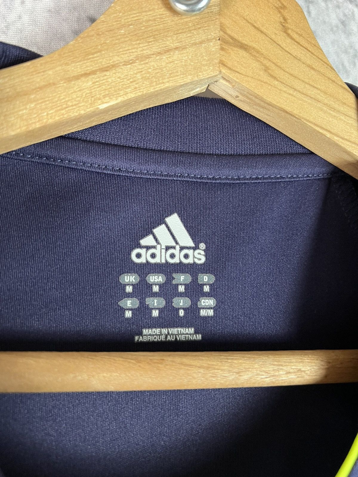 Adidas Adidas Real Madrid 2012 away Jersey Shirt Size US M / EU 48-50 / 2 - 5 Thumbnail