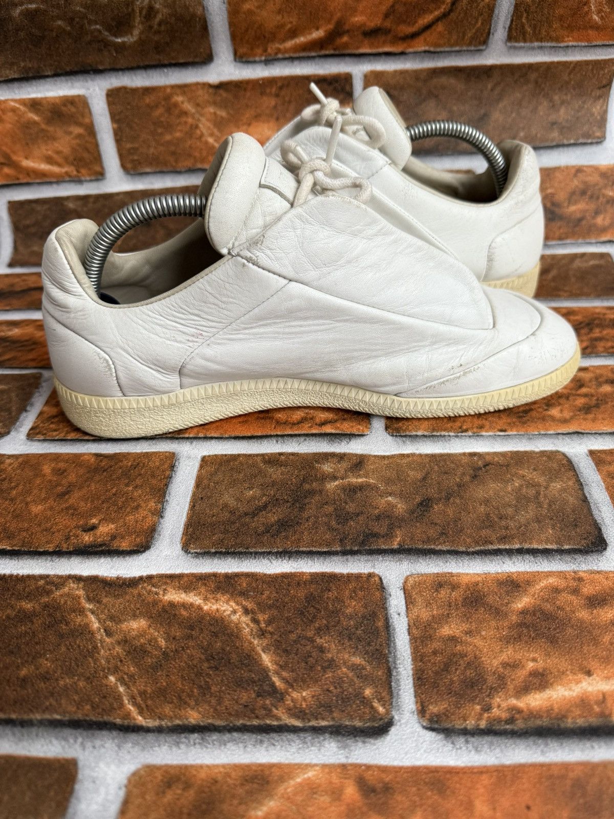 Maison Margiela Future low trainers Size US 5.5 / EU 38 - 13 Thumbnail