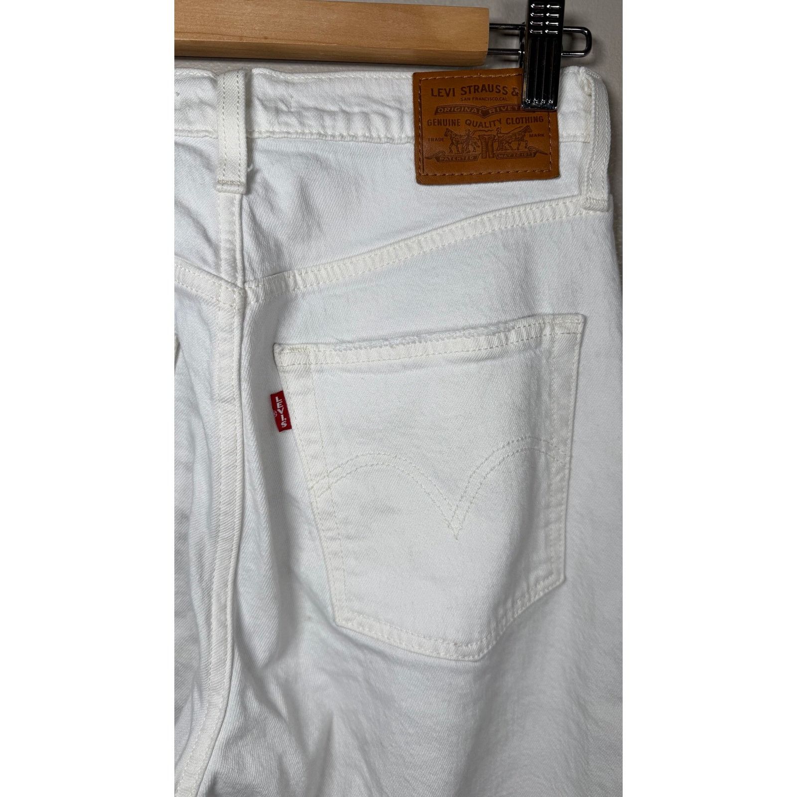 Levi's Levi’s Ribcage Straight Ankle Jeans in Cloud Over size 27 Size 27" / US 4 / IT 40 - 12 Thumbnail