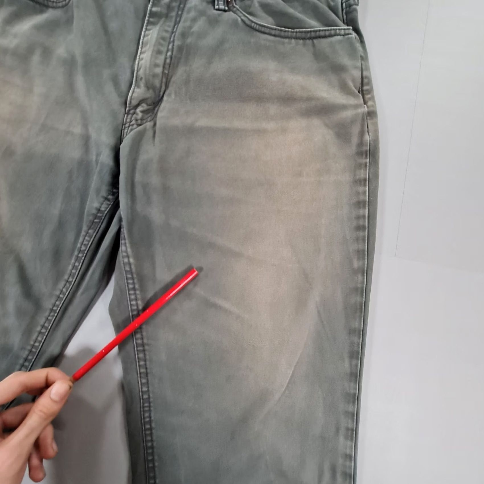 Levi's Levis 541 Jeans Grey Denim Athletic Fit Straight Leg 34W 28L Stretch Cotton Elastane 5-Pocket Mens Size US 34 / EU 50 - 6 Thumbnail