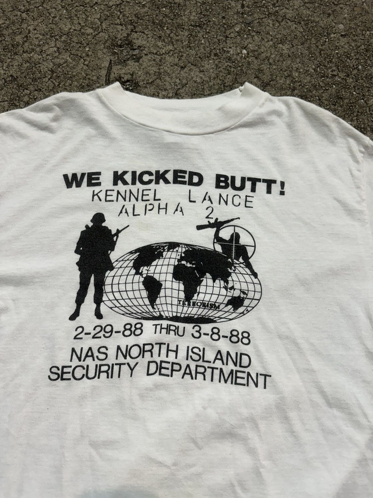Vintage VINTAGE NAS NORTH ISLAND SECURITY DEPARTMENT 1988s TEE Size US L / EU 52-54 / 3 - 2 Thumbnail