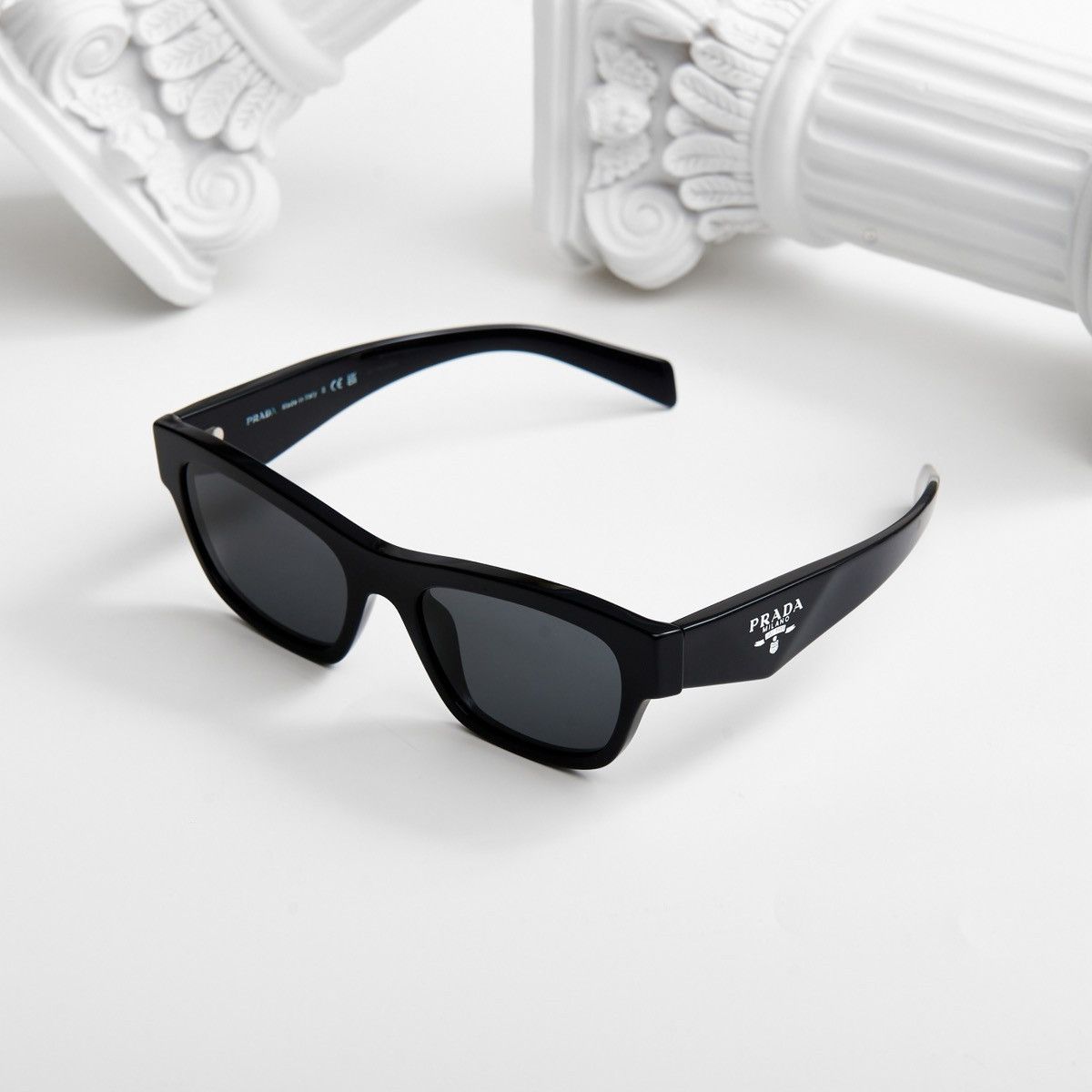 Prada PRADA 0PR B09S 16K08Z SUNGLASSES Size ONE SIZE - 1 Thumbnail