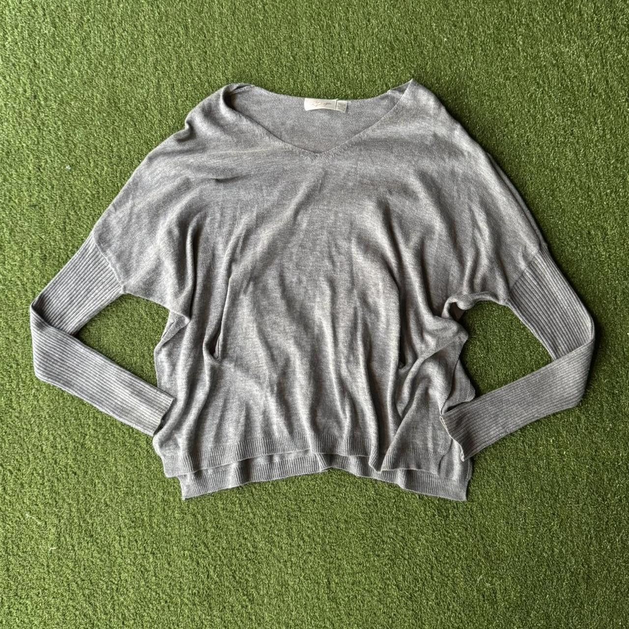 Designer Grey sweater with unique cut-out design #knitwear Size S / US 4 / IT 40 - 1 Thumbnail