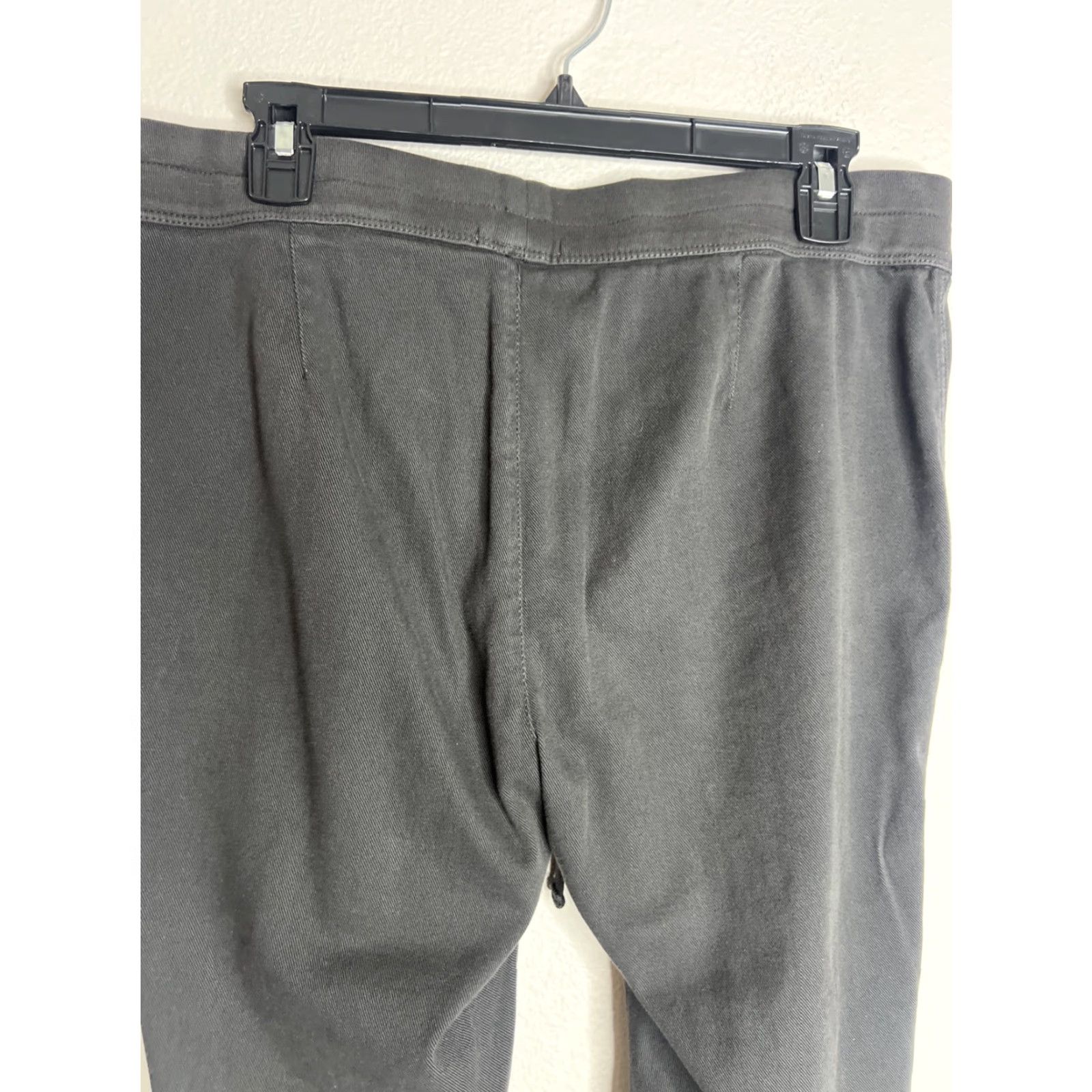 James Perse James Perse Womens Joggers Size 2 Black Cotton Drawstring Elastic Waist Pockets Casual Pants EUC Size 26" / US 2 / IT 38 - 6 Thumbnail
