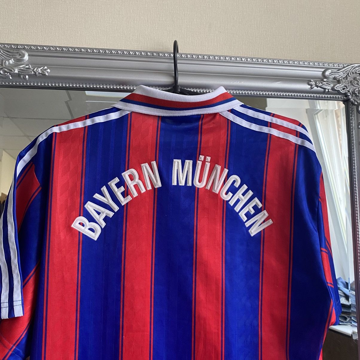 Adidas Vintage adidas Bayern Munich soccer jersey Opel size M Size US M / EU 48-50 / 2 - 3 Thumbnail