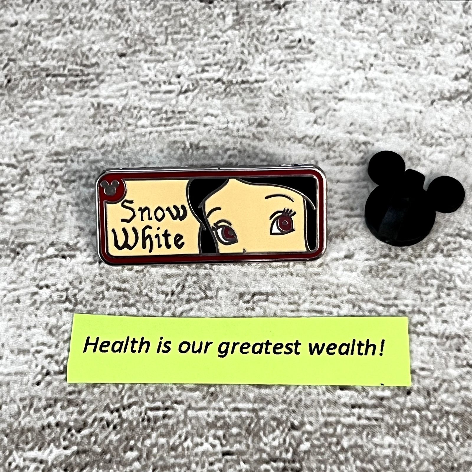 Disney Disney Pins 3/$24 Hidden Mickey Rearview Mirror - Snow White Size ONE SIZE - 1 Thumbnail