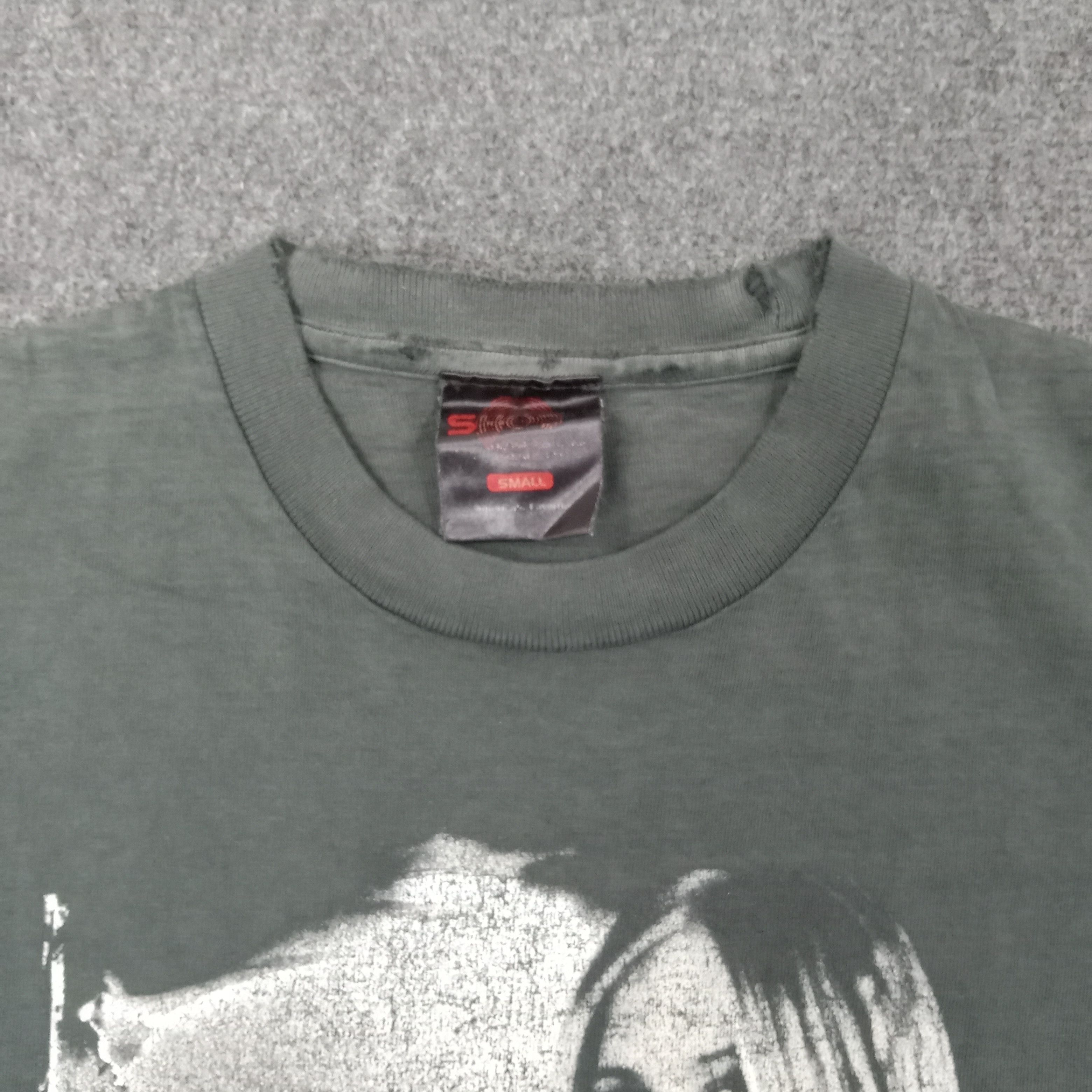 Band Tees AVRIL Lavigne Rock Singer Music Tour Japan 2005 Tshirt Size US S / EU 44-46 / 1 - 3 Thumbnail