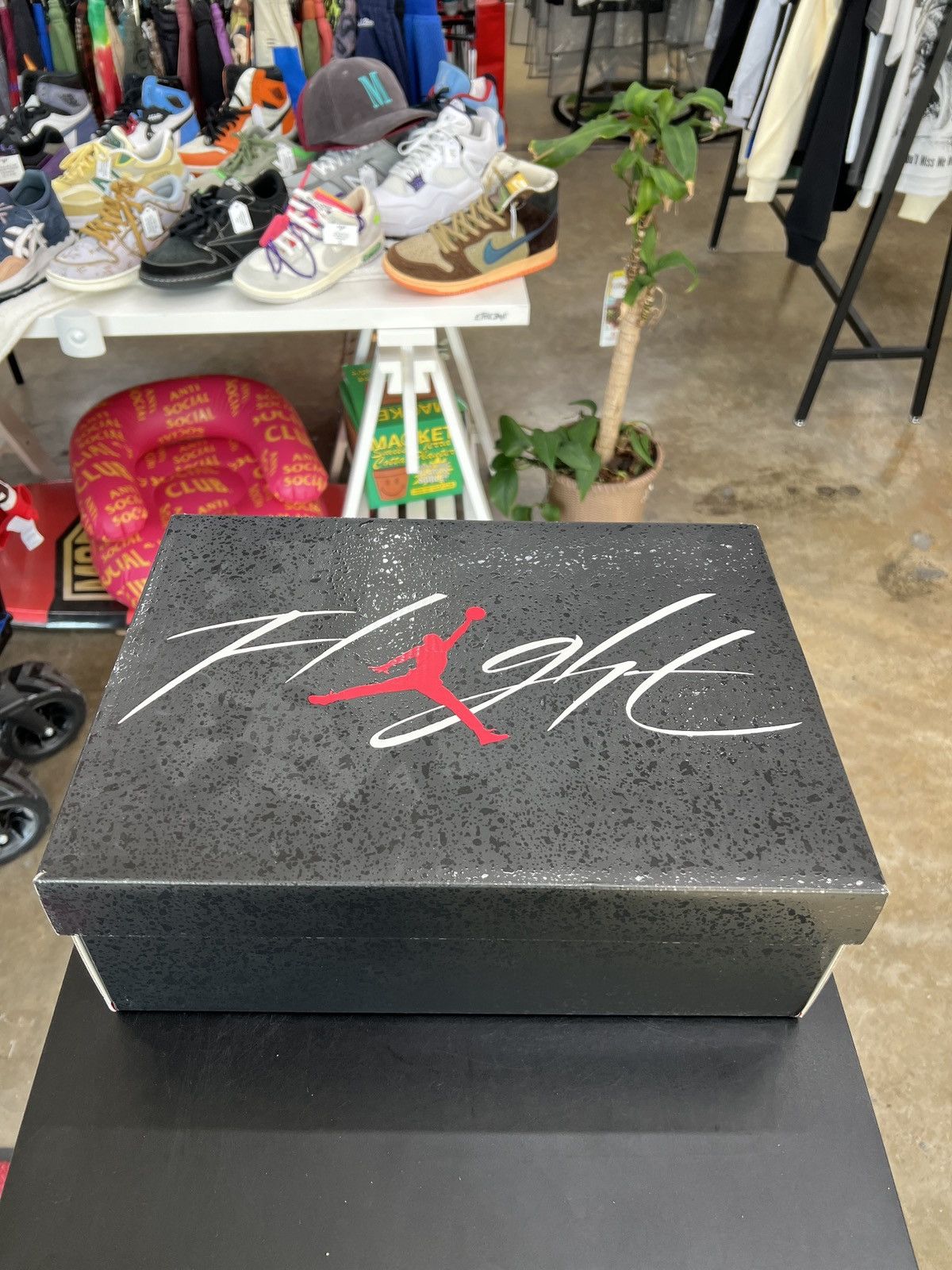 Jordan Brand Air Jordan 4 Red Cement Sz. 11 (2023) Size US 11 / EU 44 - 13 Thumbnail