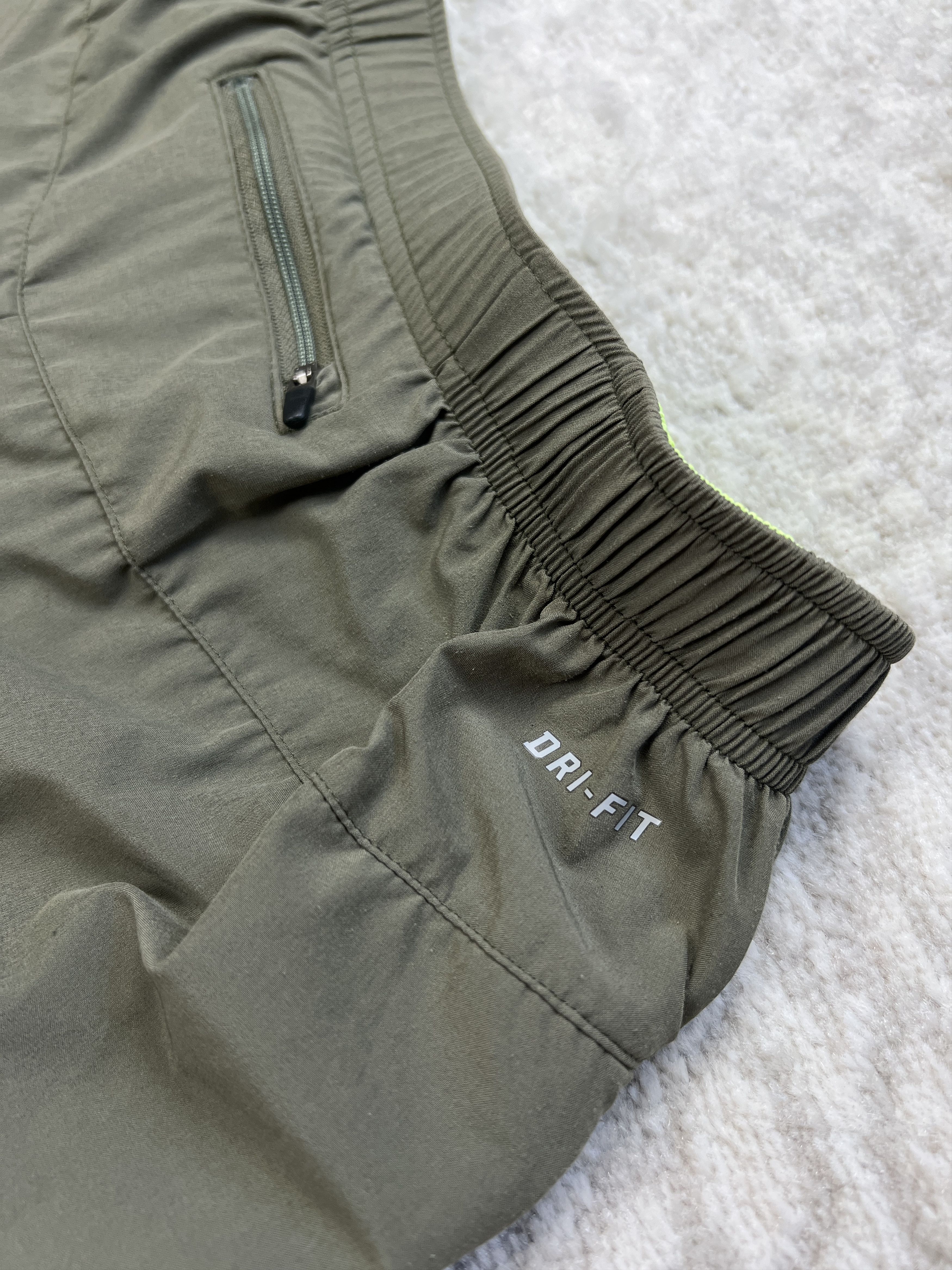 Nike Nike Dri-FIT 2-in-1 Running Training Shorts Sequoia Volt Size US 32 / EU 48 - 12 Thumbnail