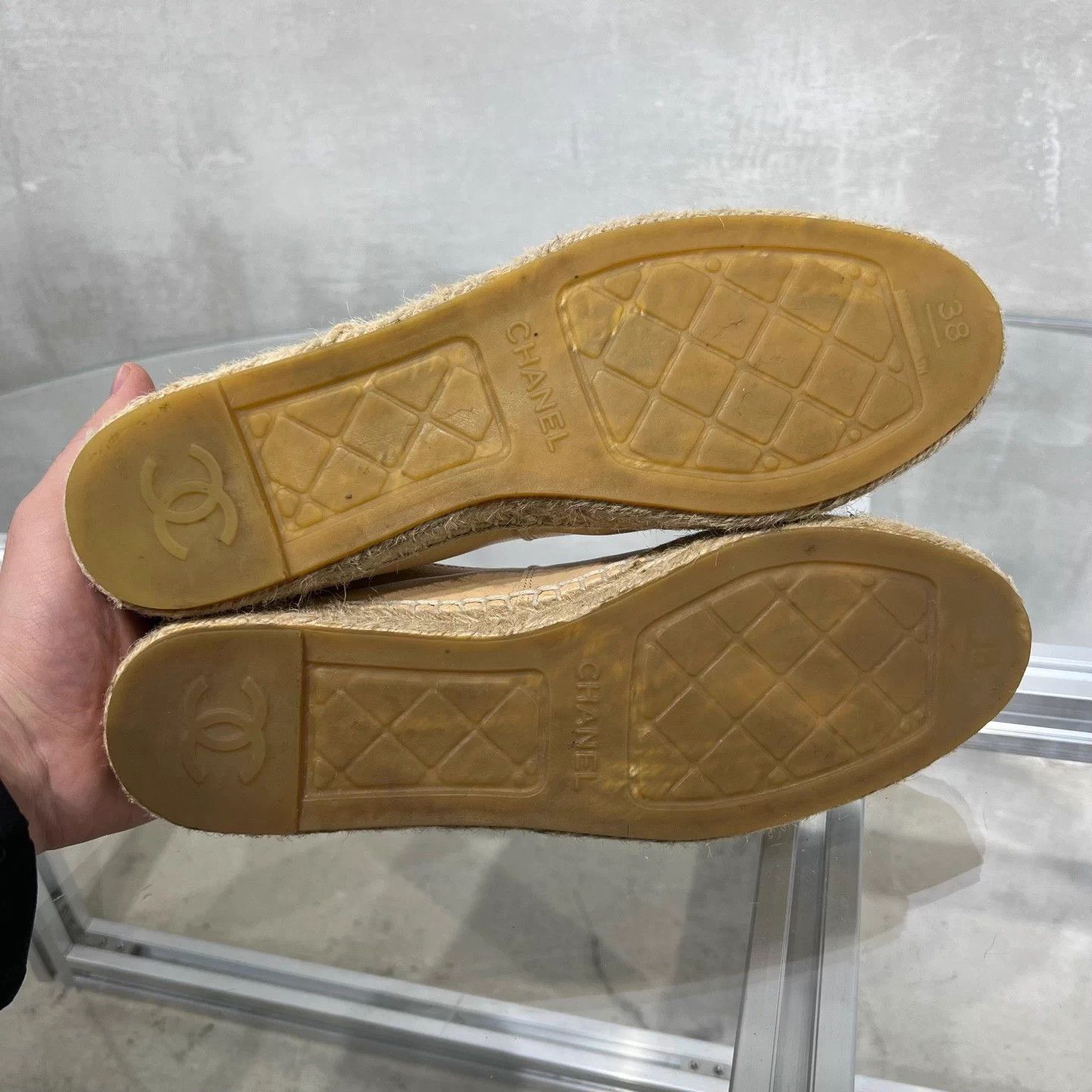 Chanel Chanel beige deck shoes 38 EU Size US 7 / IT 37 - 7 Thumbnail