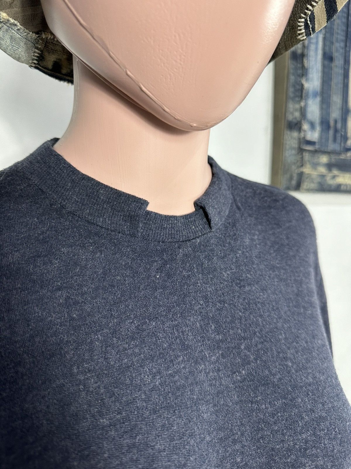 Maison Margiela Maison Martin Margiela Nice Design Split Neck Tshirt Size XL / US 12-14 / IT 48-50 - 2 Thumbnail