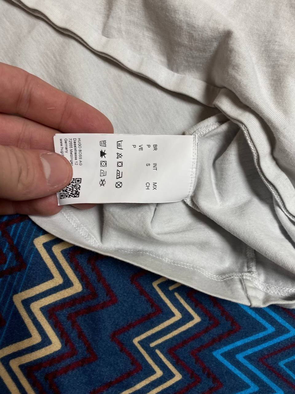 Hugo Boss × Vintage Boss Hugo Boss T-Shirt Mens Short Sleeve White Size US S / EU 44-46 / 1 - 4 Thumbnail