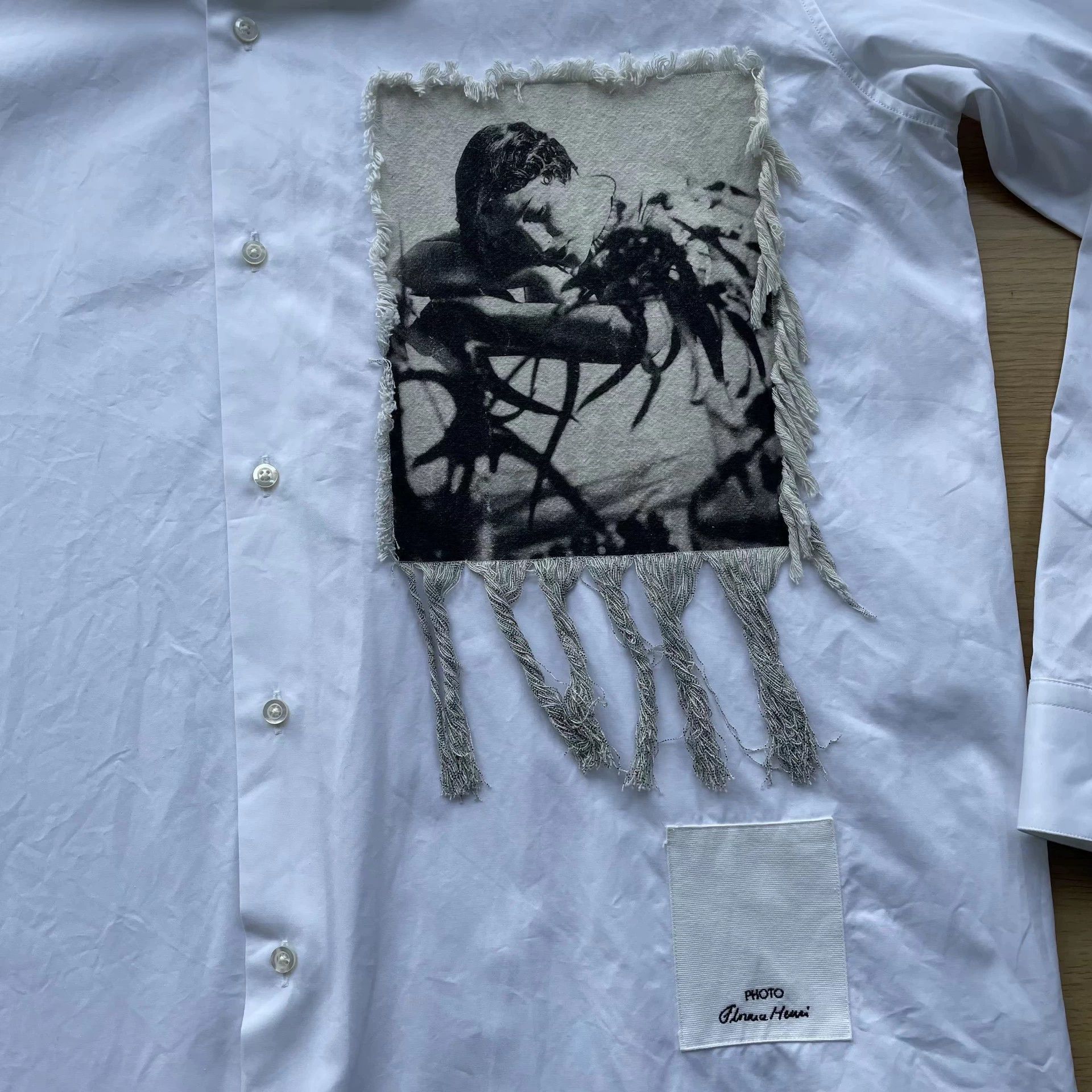 Jil Sander White Long Sleeve Button-Up Shirt with Art Print. Size US L / EU 52-54 / 3 - 3 Thumbnail