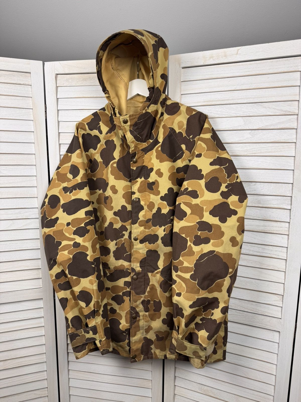 Vintage Vintage GORE-TEX Waterproof Camouflage Jacket Brown Beige Size US L / EU 52-54 / 3 - 4 Thumbnail