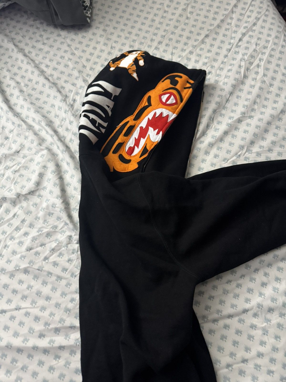 Bape BAPE Tiger full zip Size US L / EU 52-54 / 3 - 5 Thumbnail