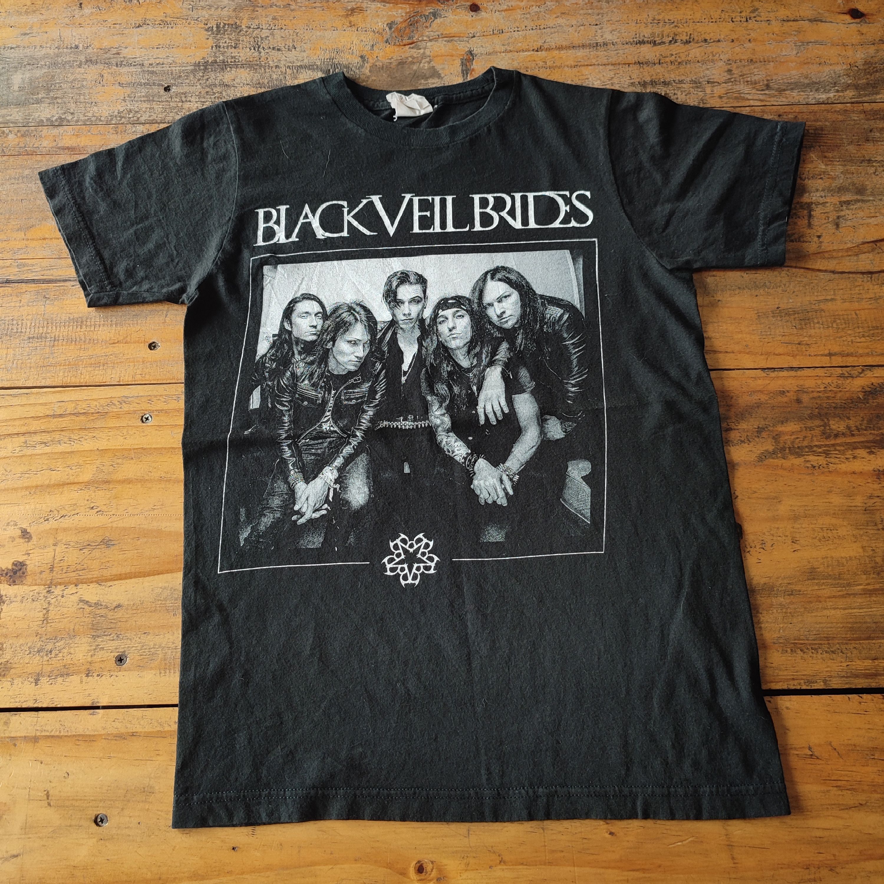 Band Tees BLACK VEIL BRIDES T SHIRT Size US XS / EU 42 / 0 - 2 Thumbnail