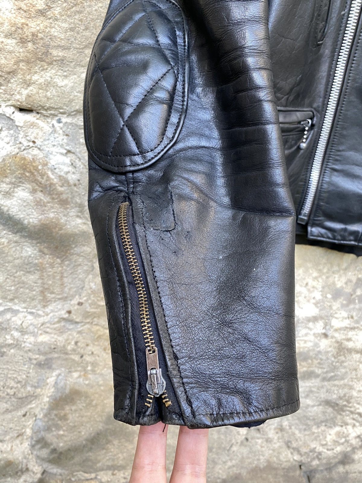 Vintage Vintage 80s Rivetts London Leather Biker Jacket Cafe Racer Size US L / EU 52-54 / 3 - 9 Thumbnail