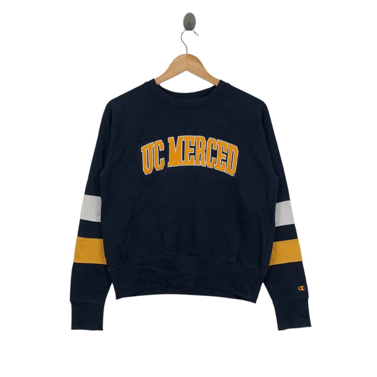 Champion Vintage CHAMPION UNIVERSITY Of CALIFORNIA Merced Sweatshirt Size M / US 6-8 / IT 42-44 - 1 Thumbnail