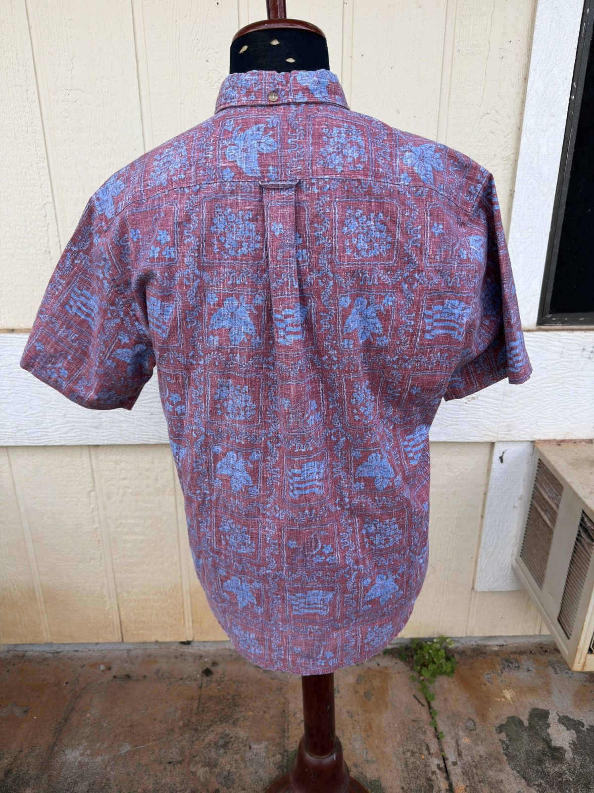 Reyn Spooner PreOwned Reyn Spooner Red/Blue Hawaiian Print Men's XL Size US XL / EU 56 / 4 - 2 Thumbnail