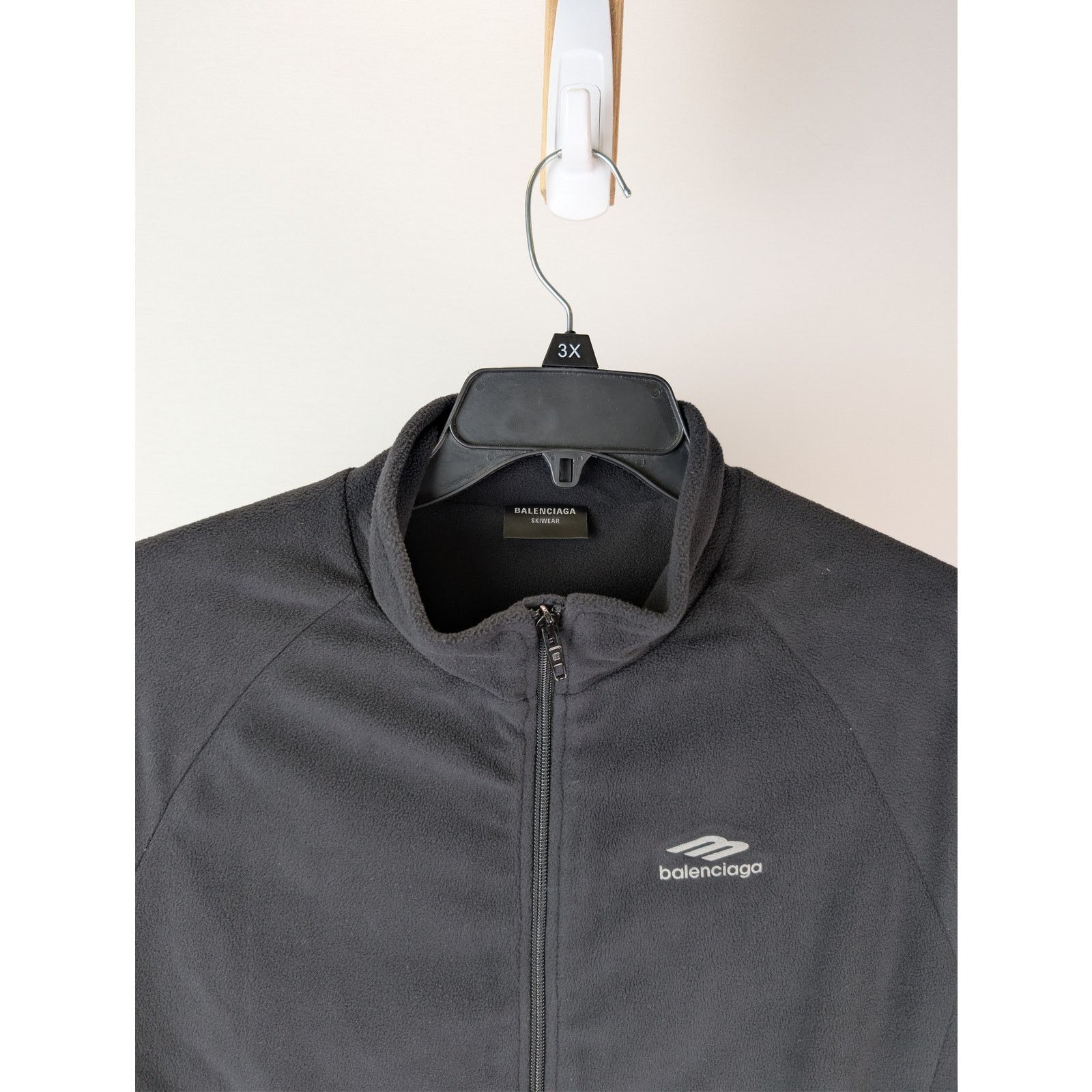 Balenciaga o1rshd1 Zip-Up Jacket in Black Size US L / EU 52-54 / 3 - 8 Thumbnail