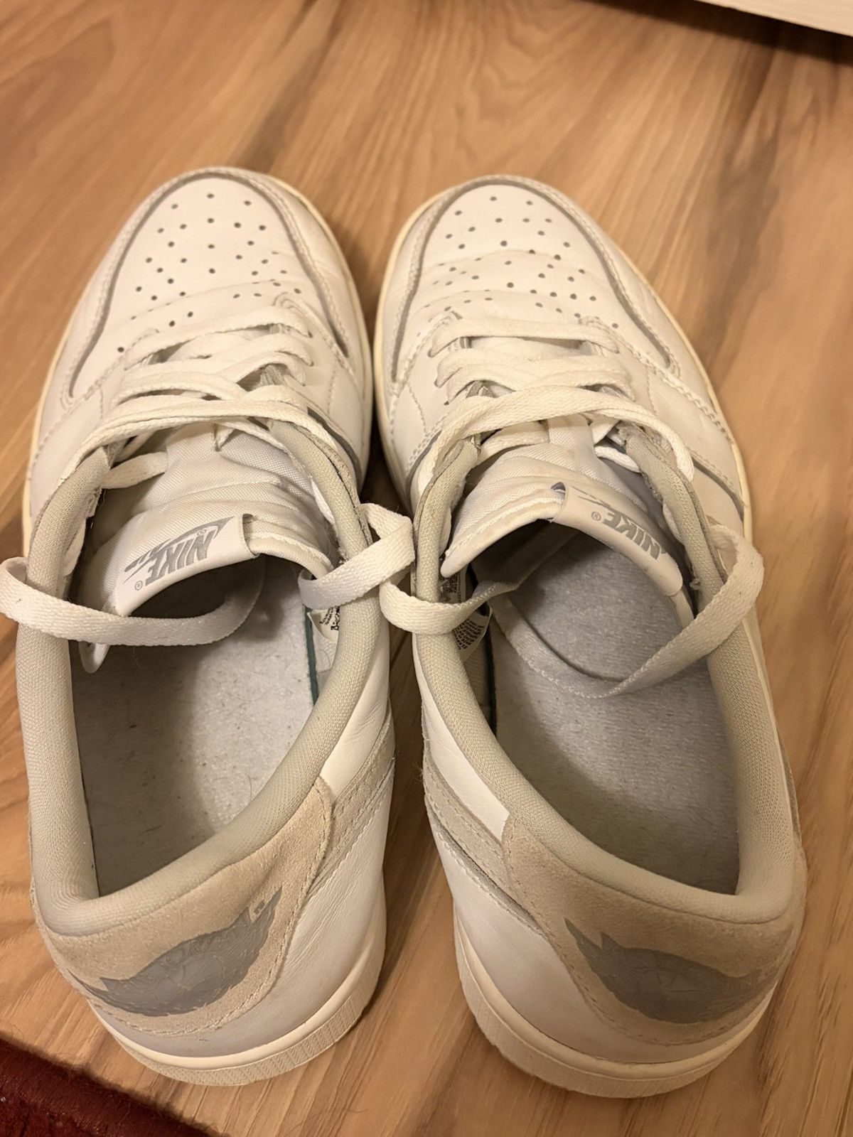 Jordan Brand Air Jordan 1 Low OG Size US 10 / EU 43 - 10 Thumbnail