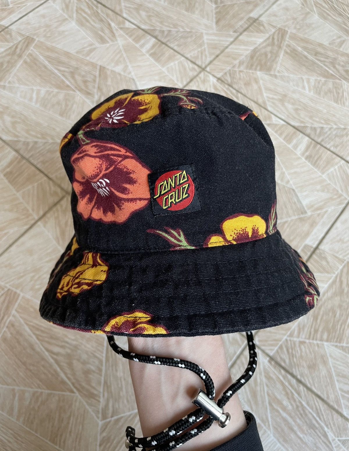 Santa Cruz Skateboards Santa Cruz Skateboard Embroidered Logo Y2K Flowers Bucket SB Size ONE SIZE - 1 Thumbnail