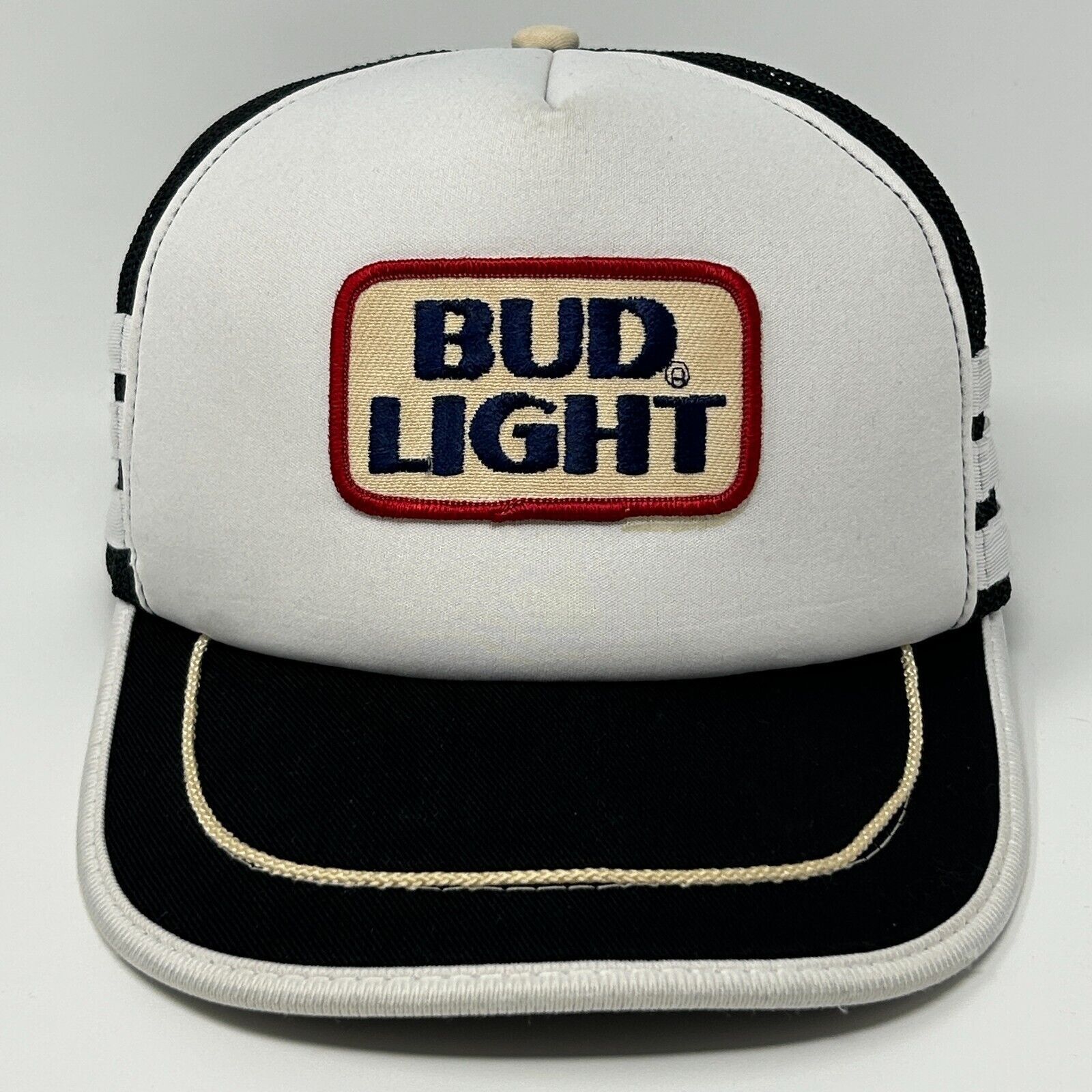 Vintage Vintage Bud Light 3 Stripe Trucker Hat Baseball Cap White Size ONE SIZE - 1 Thumbnail