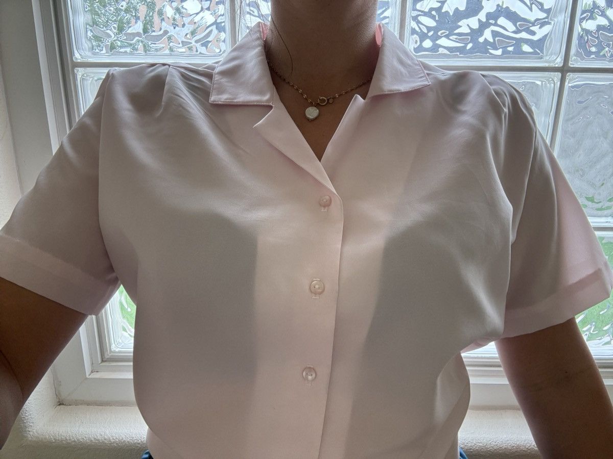 Vintage Classic Fashions women’s M vintage pastel baby pink button Size M / US 6-8 / IT 42-44 - 1 Thumbnail
