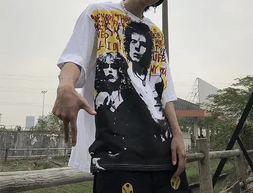 Japanese Brand New Hype Sid Vicious & Nancy Punk Tshirt Spring Summer Size US S / EU 44-46 / 1 - 4 Thumbnail