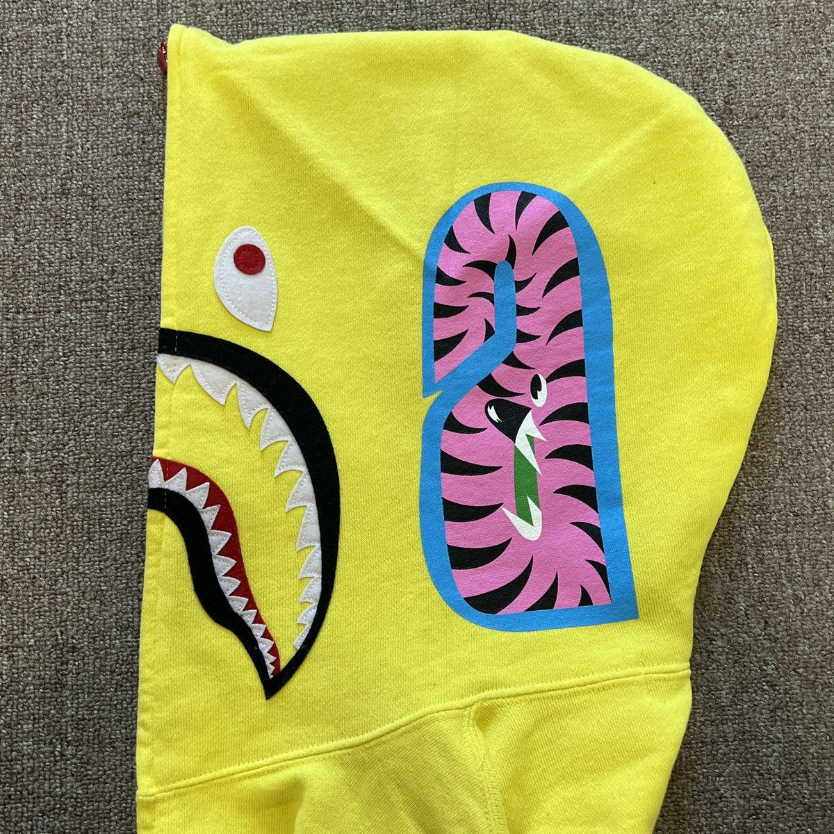 Bape Bape Yellow Color Shark Hoodie Size US S / EU 44-46 / 1 - 7 Thumbnail