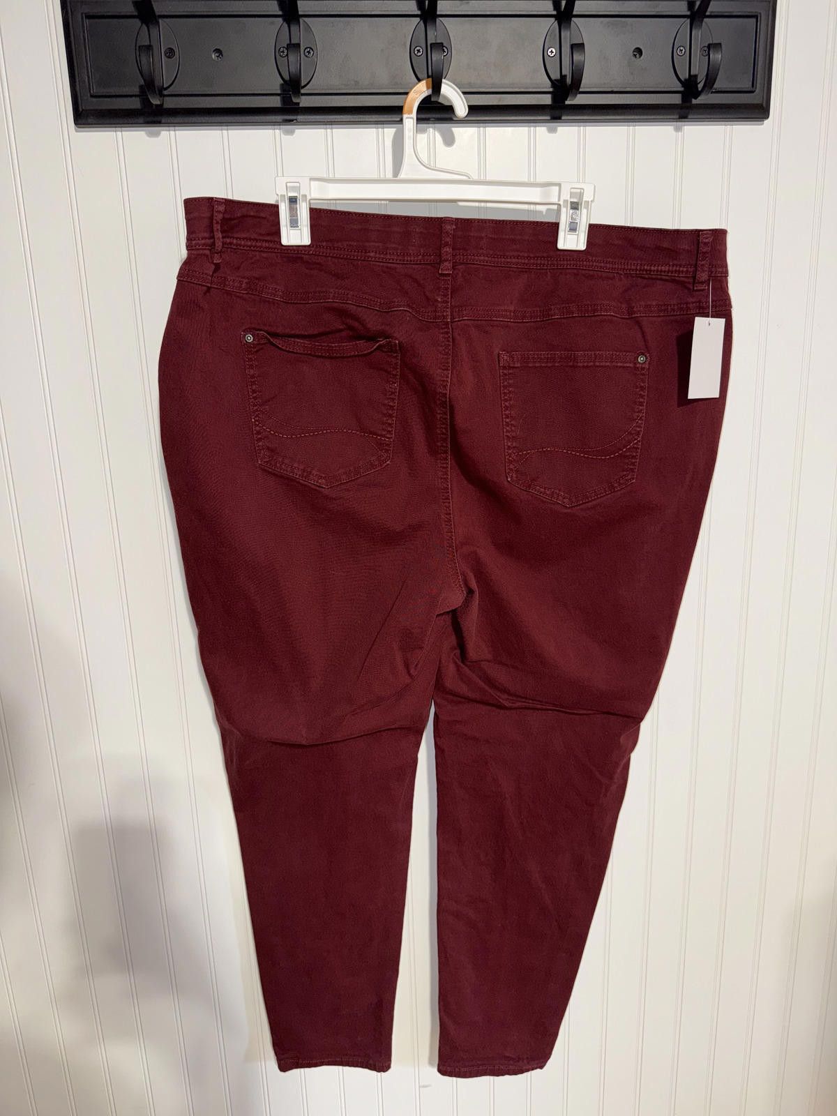 Other C Est 1946 Women's 22W Burgundy Stretch Comfort Waist Jeans Size 42" / US 20 - 2 Thumbnail