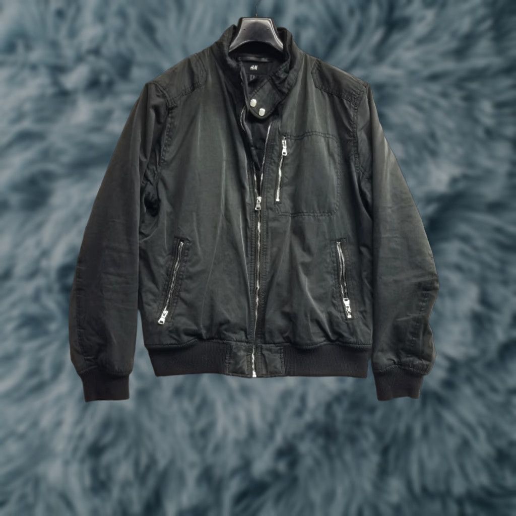 H&M H&M Jacket Bomber Black Waxed Cotton Button-Down Zip 44R Men’s Size US S / EU 44-46 / 1 - 1 Thumbnail