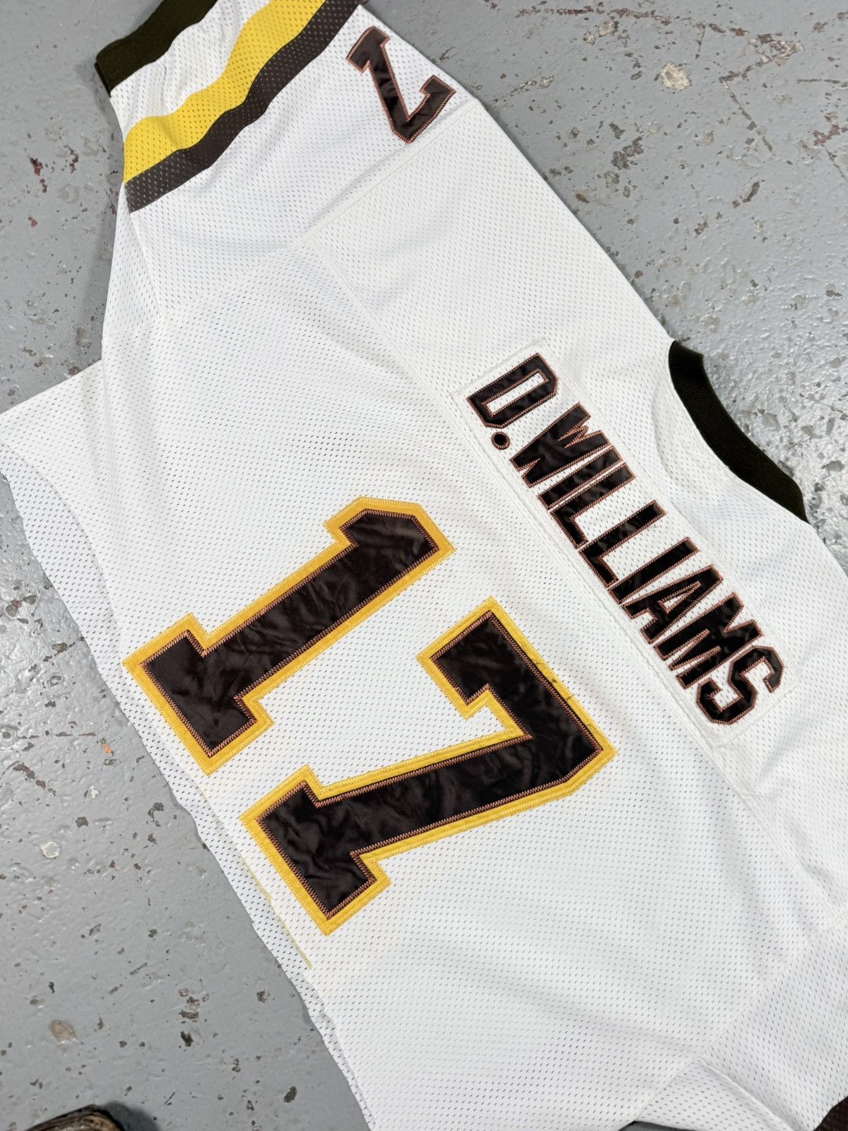 Mitchell & Ness Insane Cropped Mitchell and Ness Cropped Mesh Jersey Size US XL / EU 56 / 4 - 11 Thumbnail