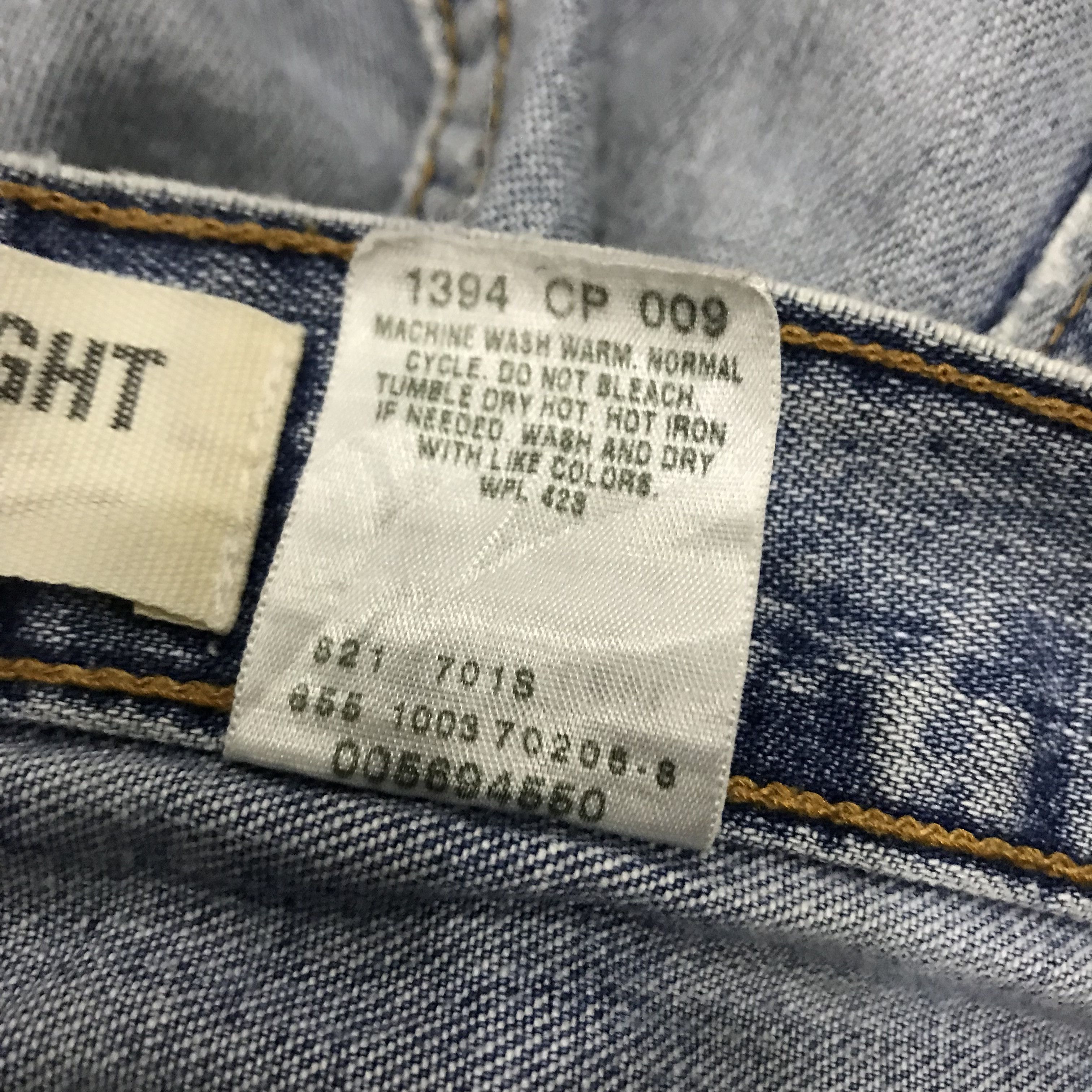 Levi's Vintage Levi’s 569 Loose Straight Light Wash Distressed Size US 34 / EU 50 - 14 Thumbnail