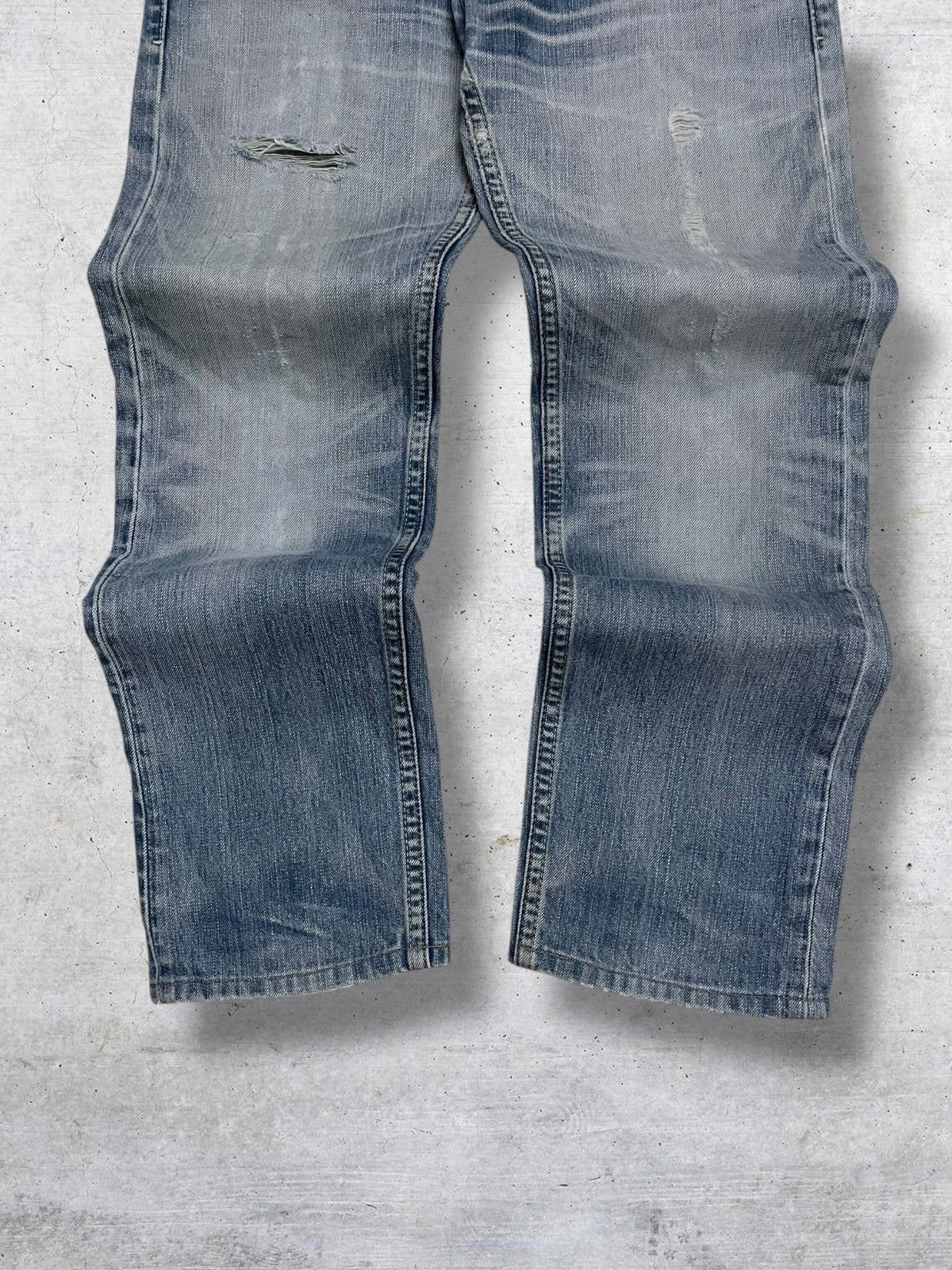 Levi's Vintage Clothing VINTAGE 504 LEVIS USA DESIGNER 90S RIPPED OG STYLE DENIM Size US 30 / EU 46 - 3 Thumbnail