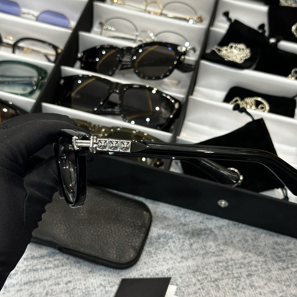 Chrome Hearts CHROME HEARTS SMOKE SHOW EYEGLASSES Size ONE SIZE - 5 Thumbnail