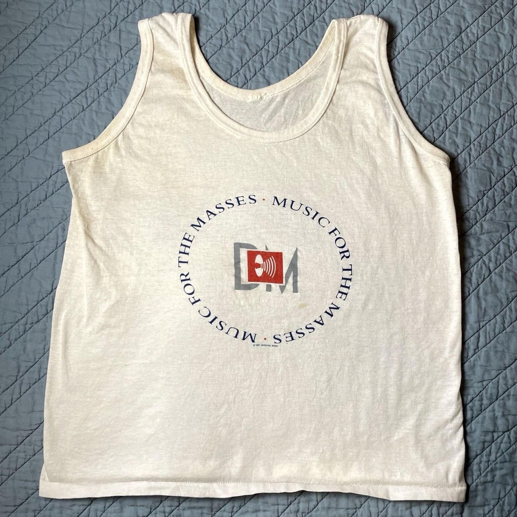 Vintage VINTAGE Depeche Mode Music For The Masses Concert Tour Tank Top 1987-88 Sz L Shirt Unisex Adults White 80s Band Tour Conf﻿erence Size US L / EU 52-54 / 3 - 4 Thumbnail