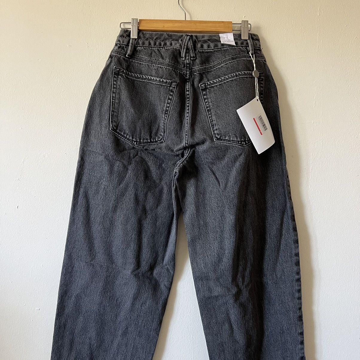 Good American GOOD AMERICAN Good 90's faded boyfriend jeans size 25 Size 25" / US 0 / IT 36 - 4 Thumbnail