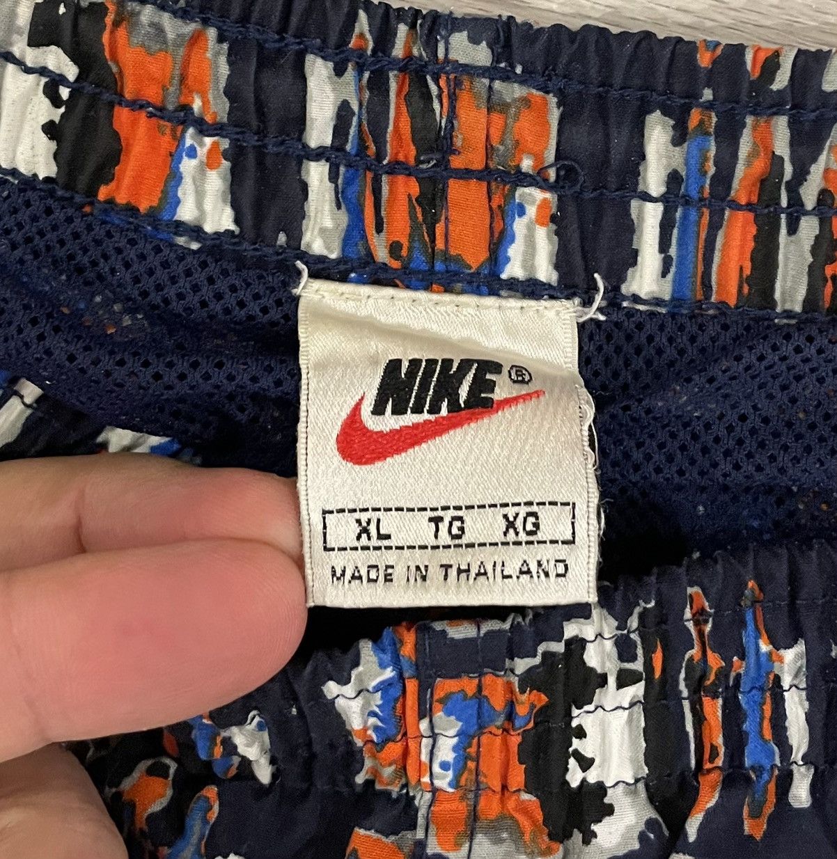 Nike Vintage 90s Nike Geometric Abstract AOP Swim Shorts Men’s XL Size US 36 / EU 52 - 2 Thumbnail