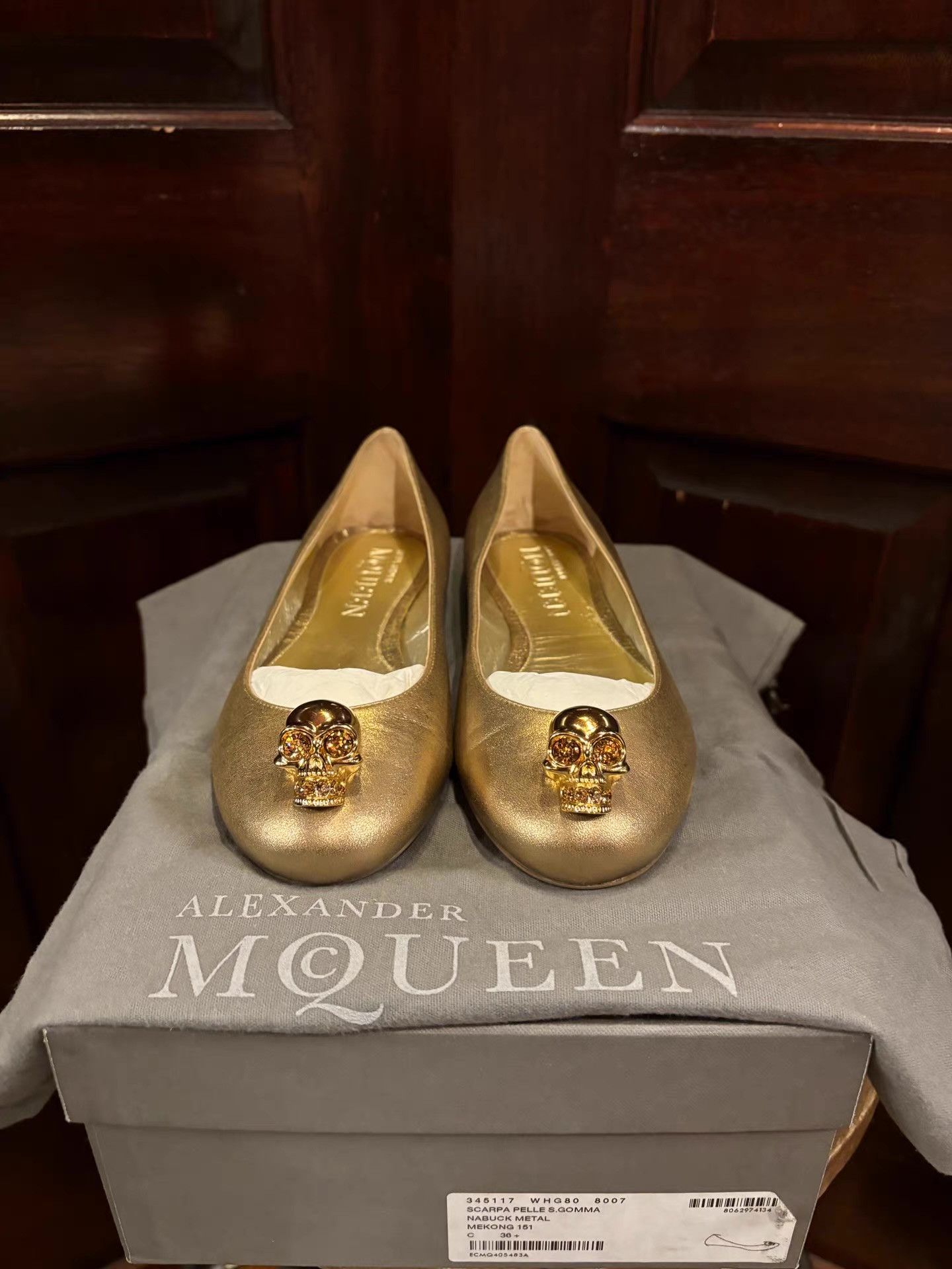 Alexander McQueen Alexander McQueen gold‑toned diamond‑encrusted skull Ｑ25 Size US 6.5 / IT 36.5 - 1 Thumbnail
