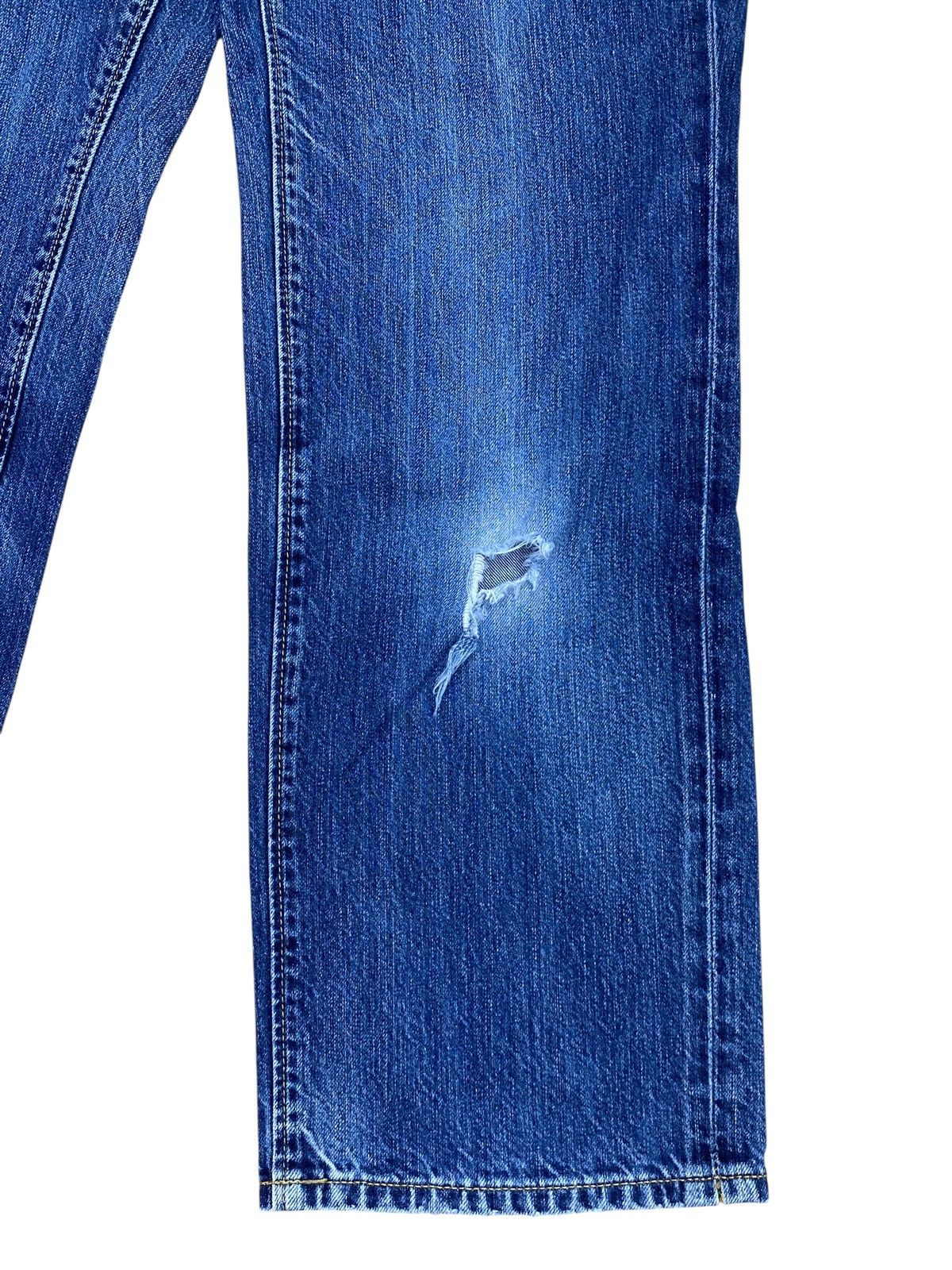 GU Vintage GU Blue Wash Style Ripped Jeans Size US 31 - 8 Thumbnail