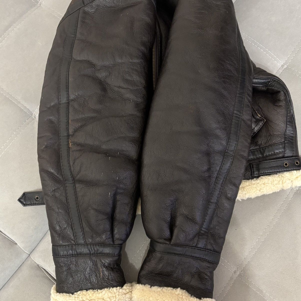 Vintage Vintage US Army Air Forces B-3 Leather Flight Jacket Size US L / EU 52-54 / 3 - 8 Thumbnail